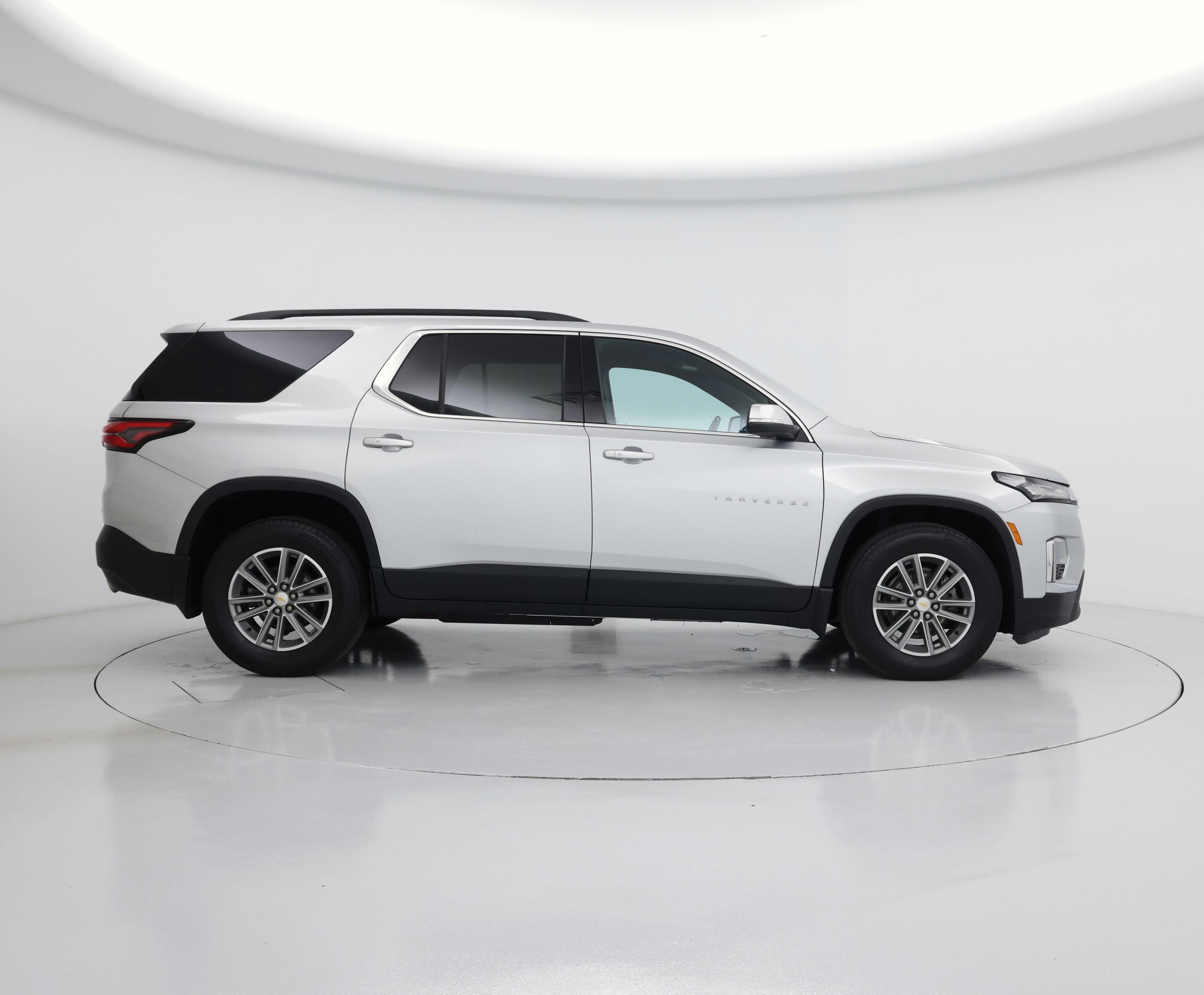 Thumbnail: 2022 Chevrolet Traverse - 7