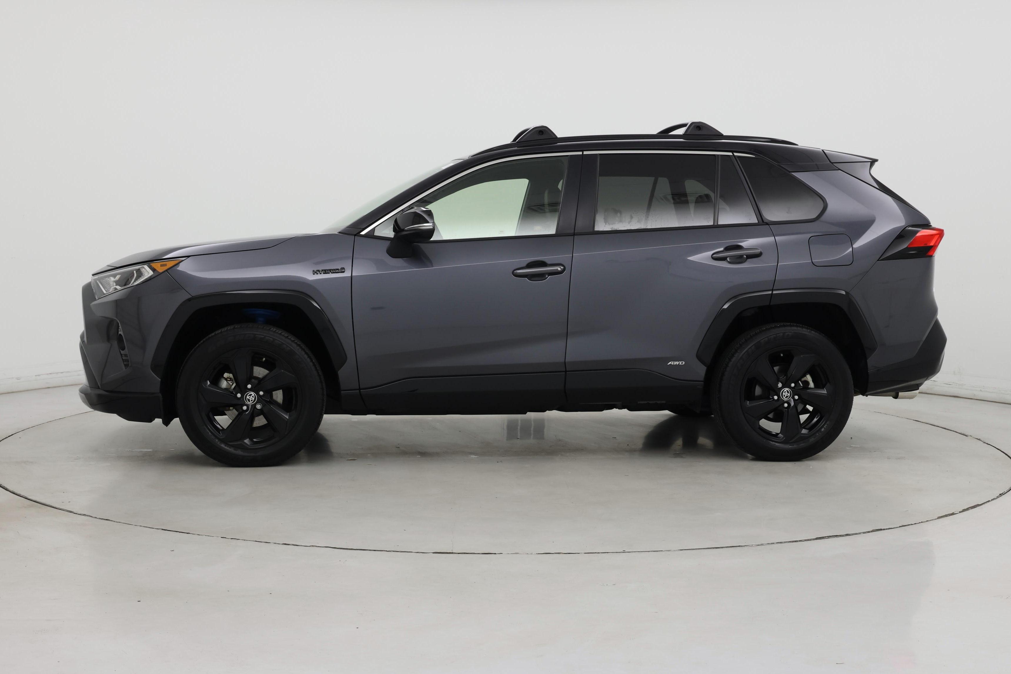 Thumbnail: 2020 Toyota RAV4 - 3