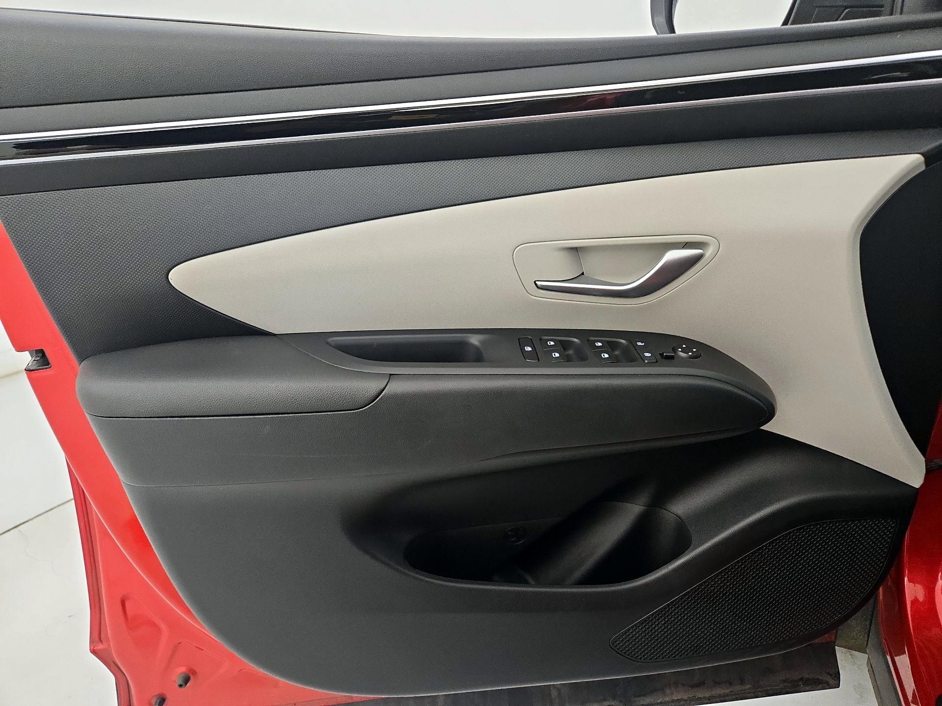 Thumbnail: 2022 Hyundai Tucson - 12