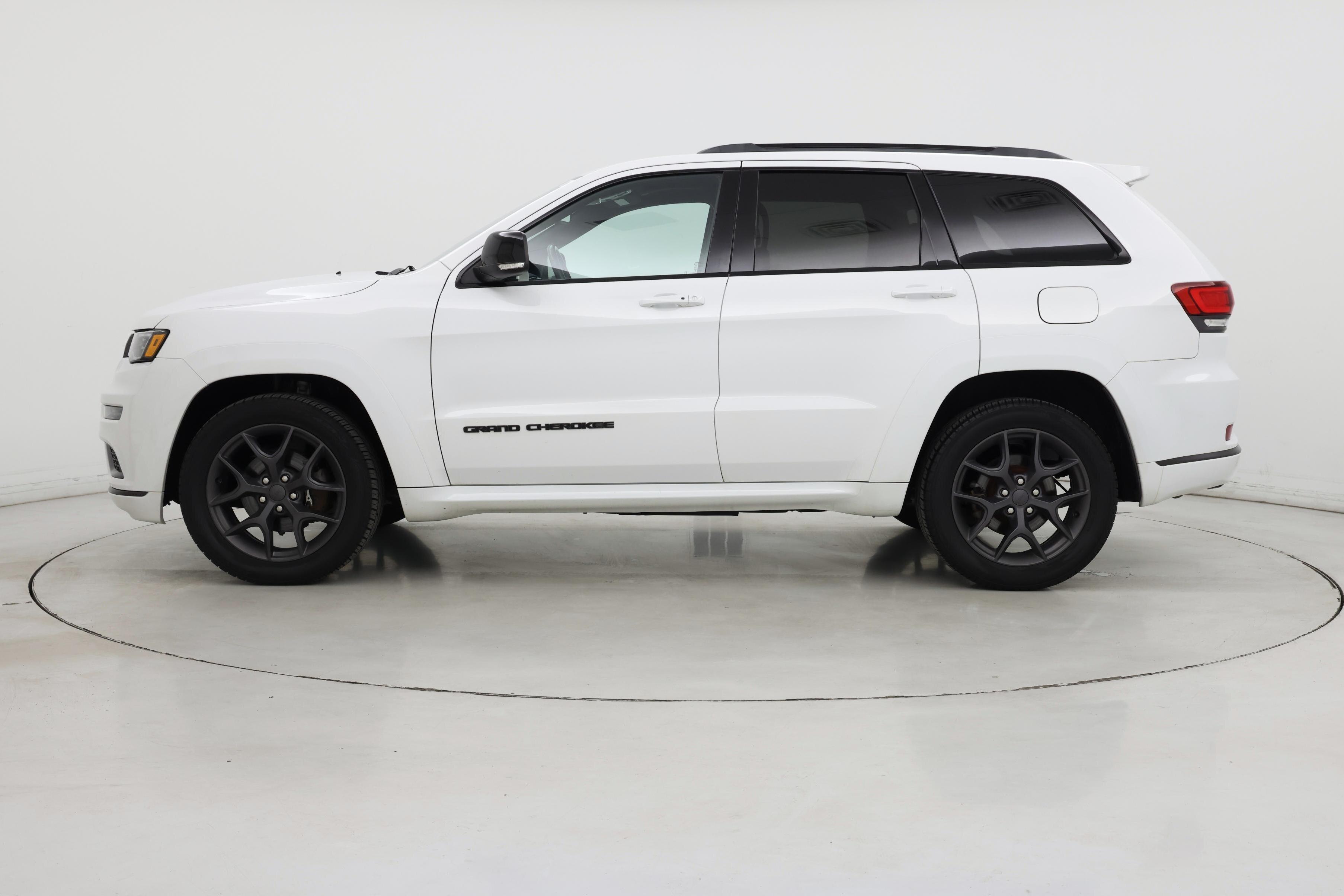 Thumbnail: 2019 Jeep Grand Cherokee - 3