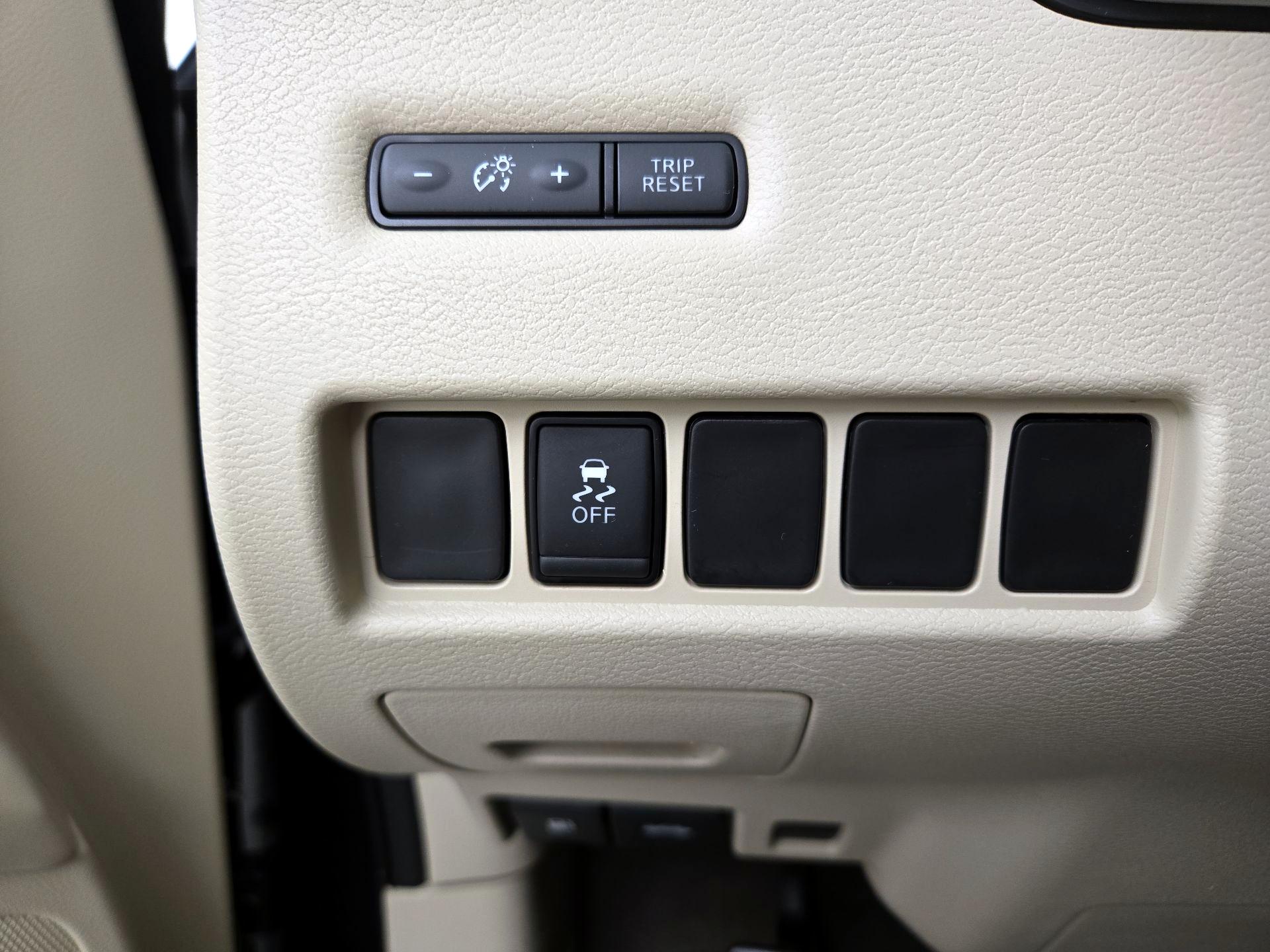 Thumbnail: 2016 Nissan Murano - 13