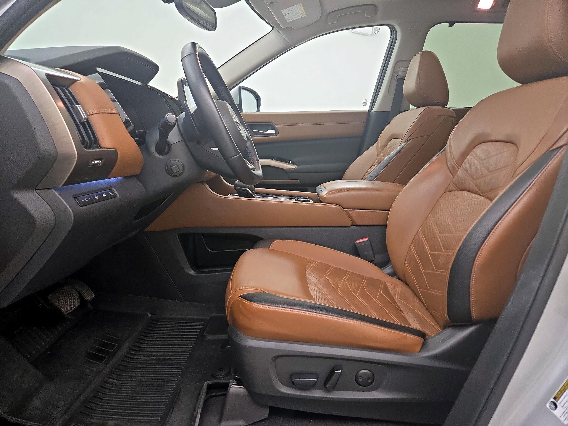 Thumbnail: 2022 Nissan Pathfinder - 11