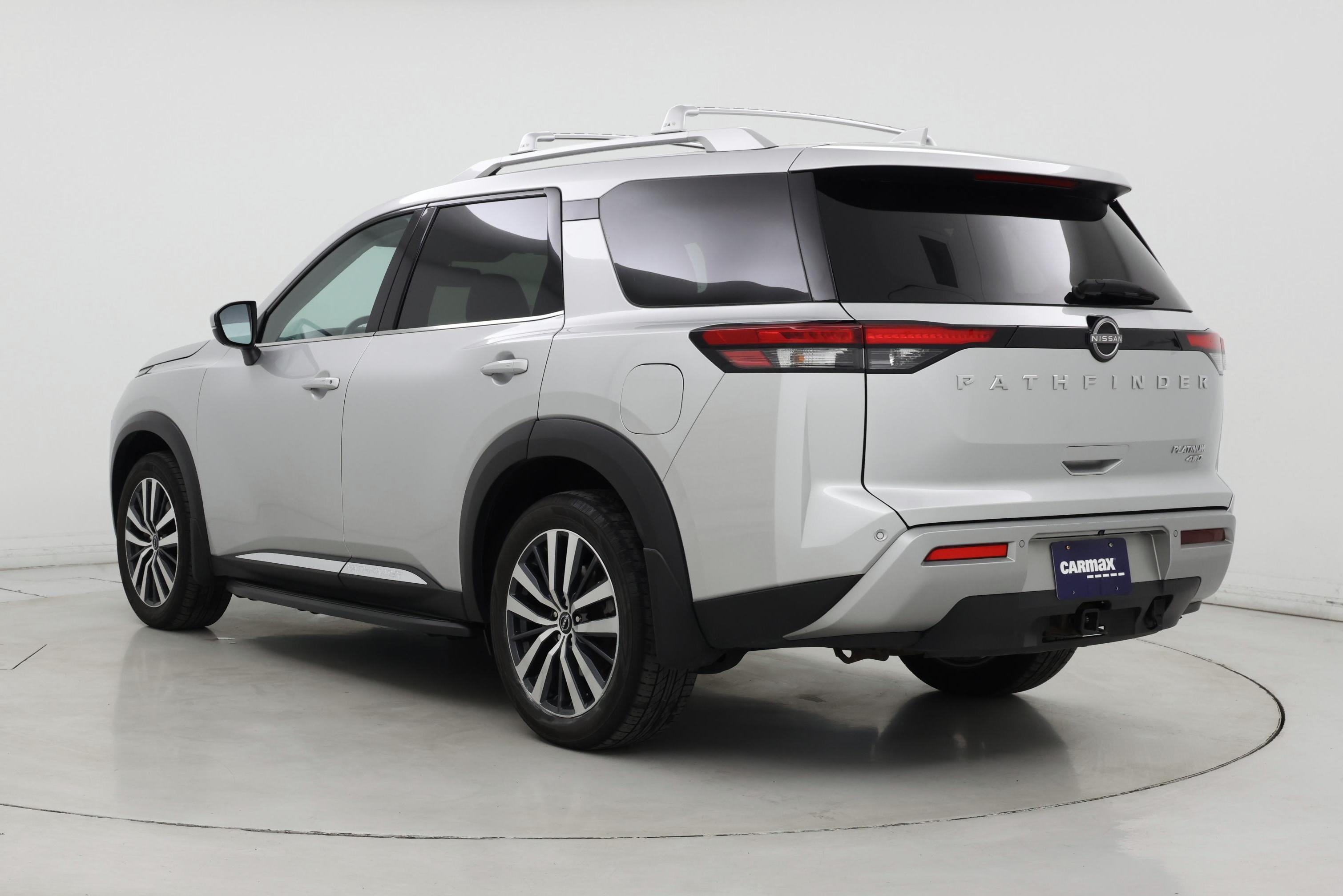 Thumbnail: 2022 Nissan Pathfinder - 2
