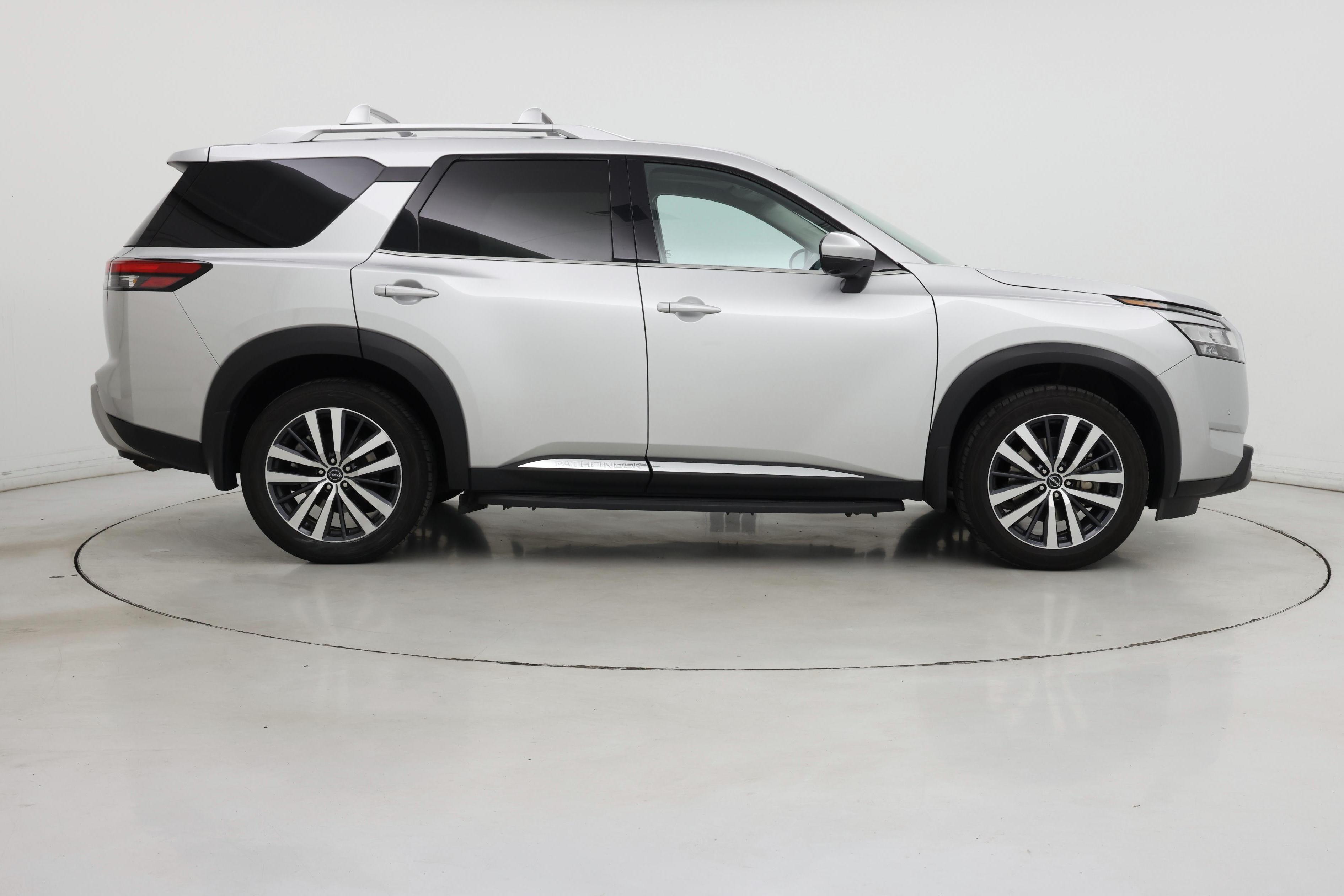 Thumbnail: 2022 Nissan Pathfinder - 7