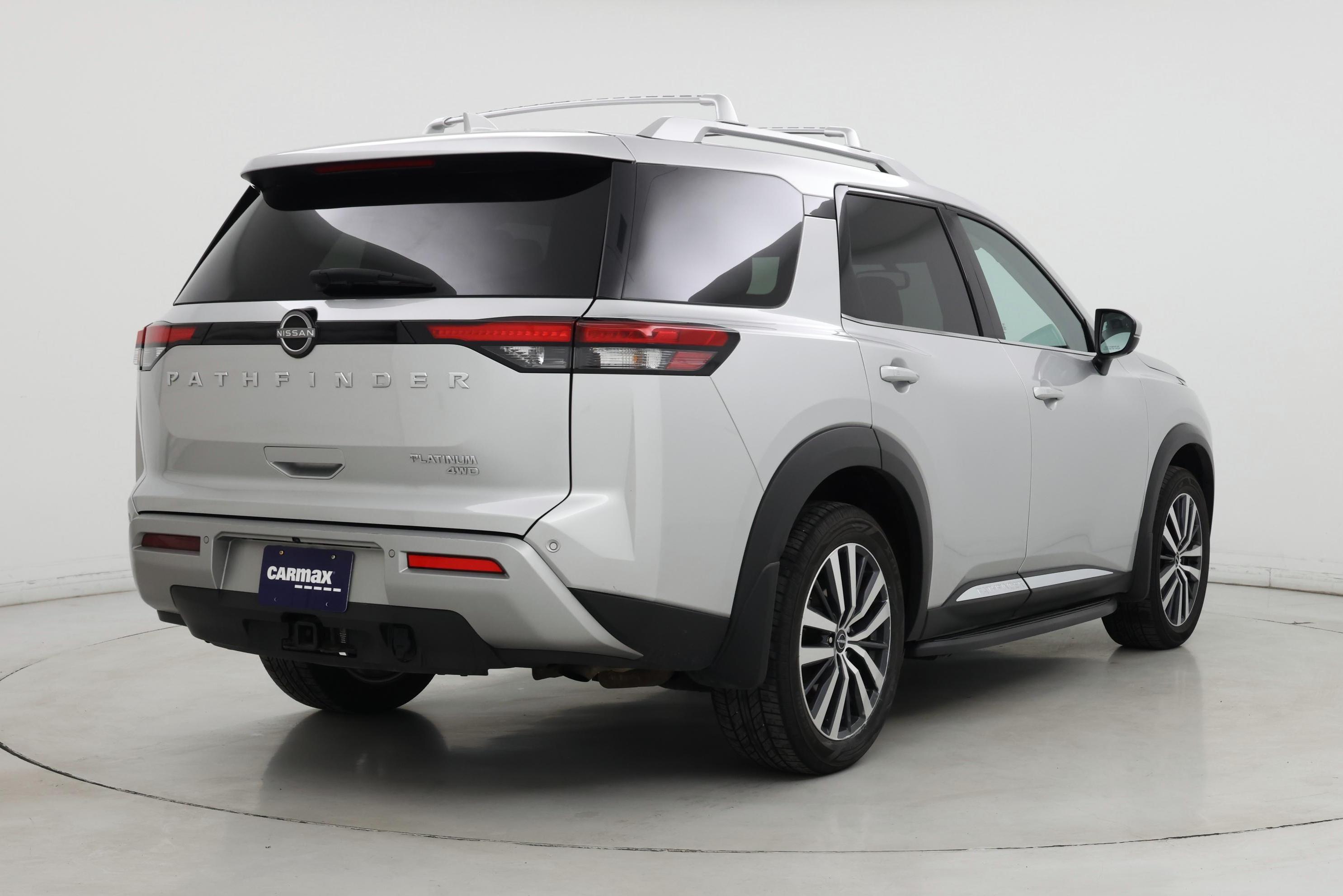 Thumbnail: 2022 Nissan Pathfinder - 8