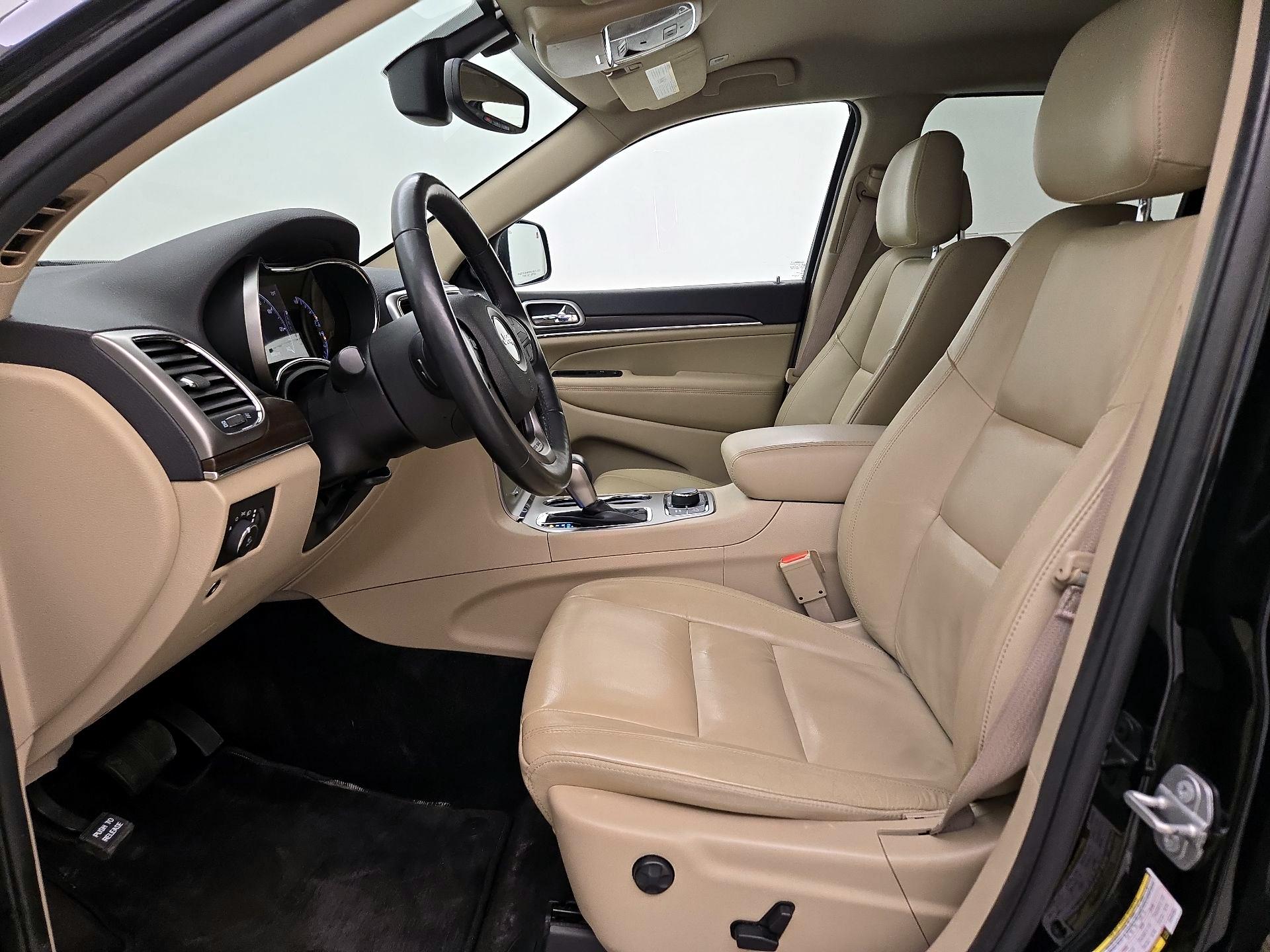 Thumbnail: 2018 Jeep Grand Cherokee - 11