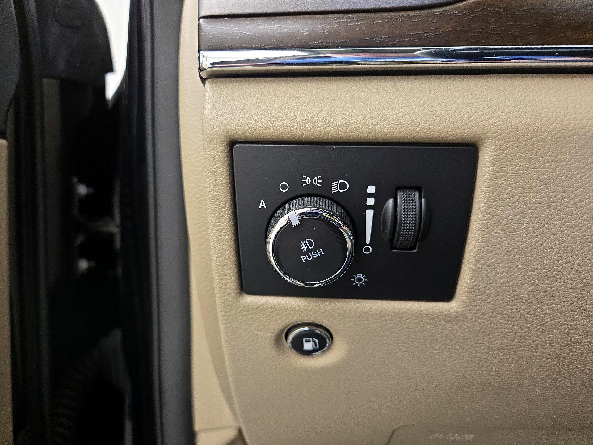 Thumbnail: 2018 Jeep Grand Cherokee - 13