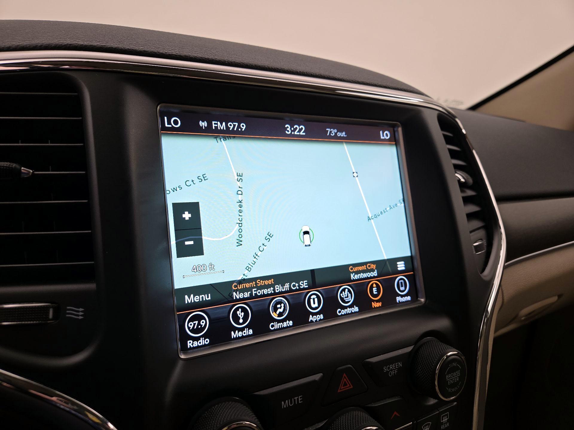 Thumbnail: 2018 Jeep Grand Cherokee - 14