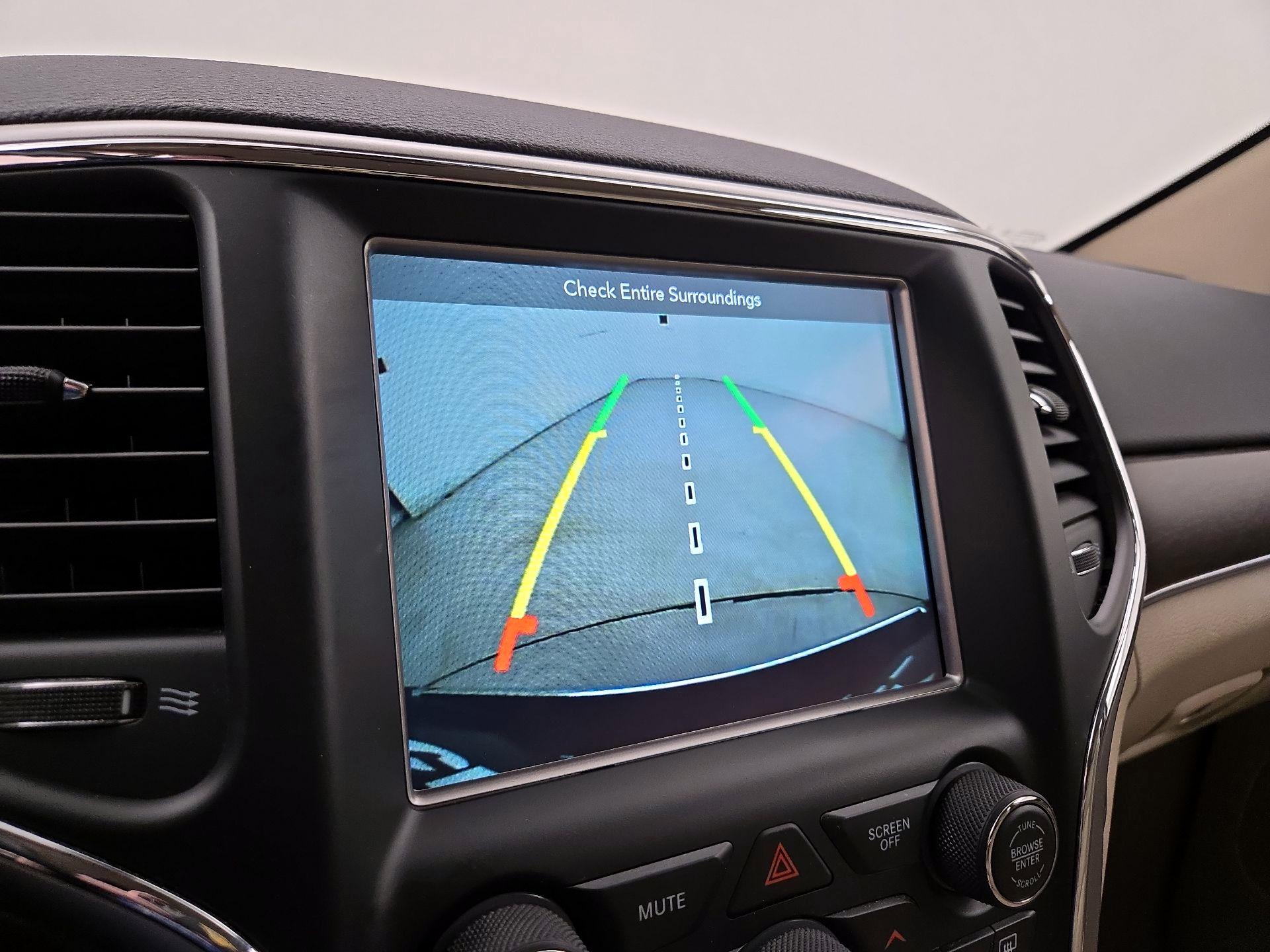 Thumbnail: 2018 Jeep Grand Cherokee - 15