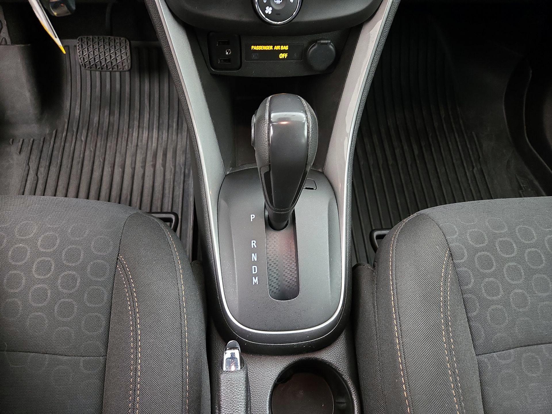Thumbnail: 2020 Chevrolet Trax - 17