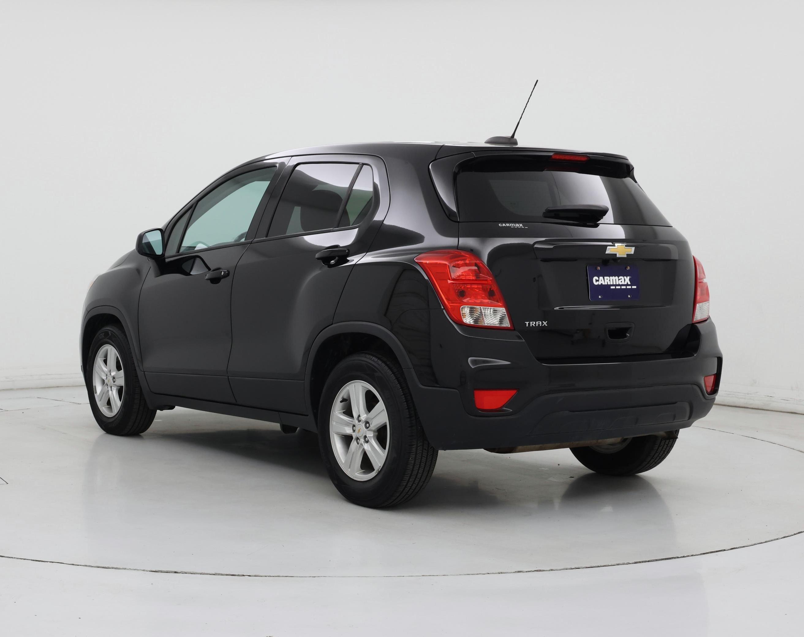 Thumbnail: 2020 Chevrolet Trax - 2