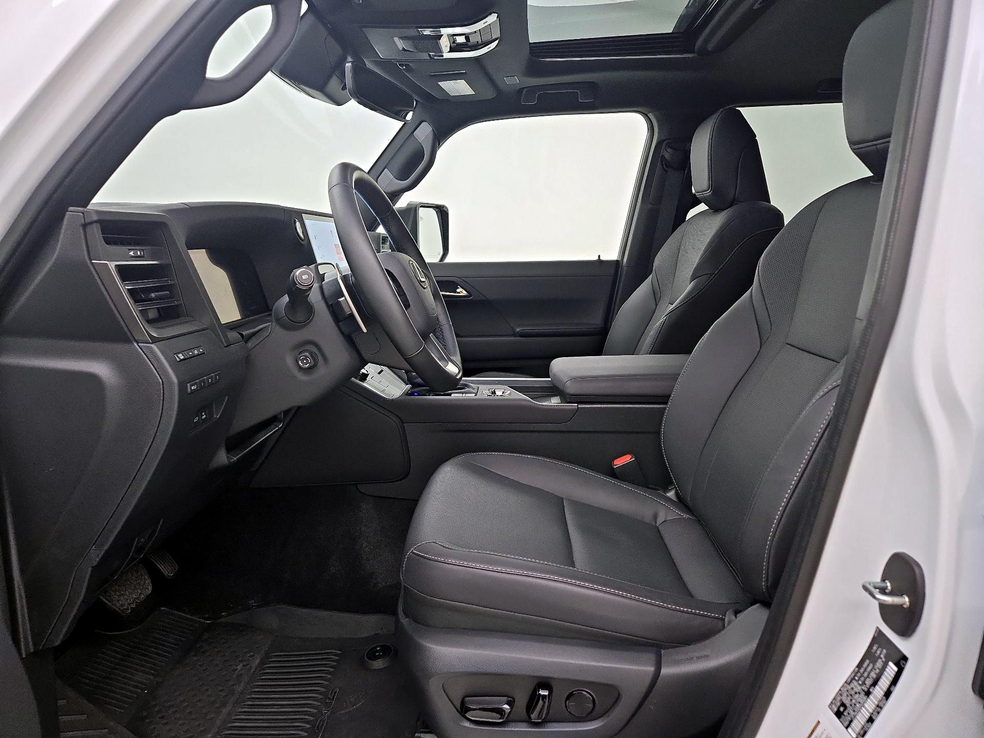 Thumbnail: 2025 Lexus GX - 11