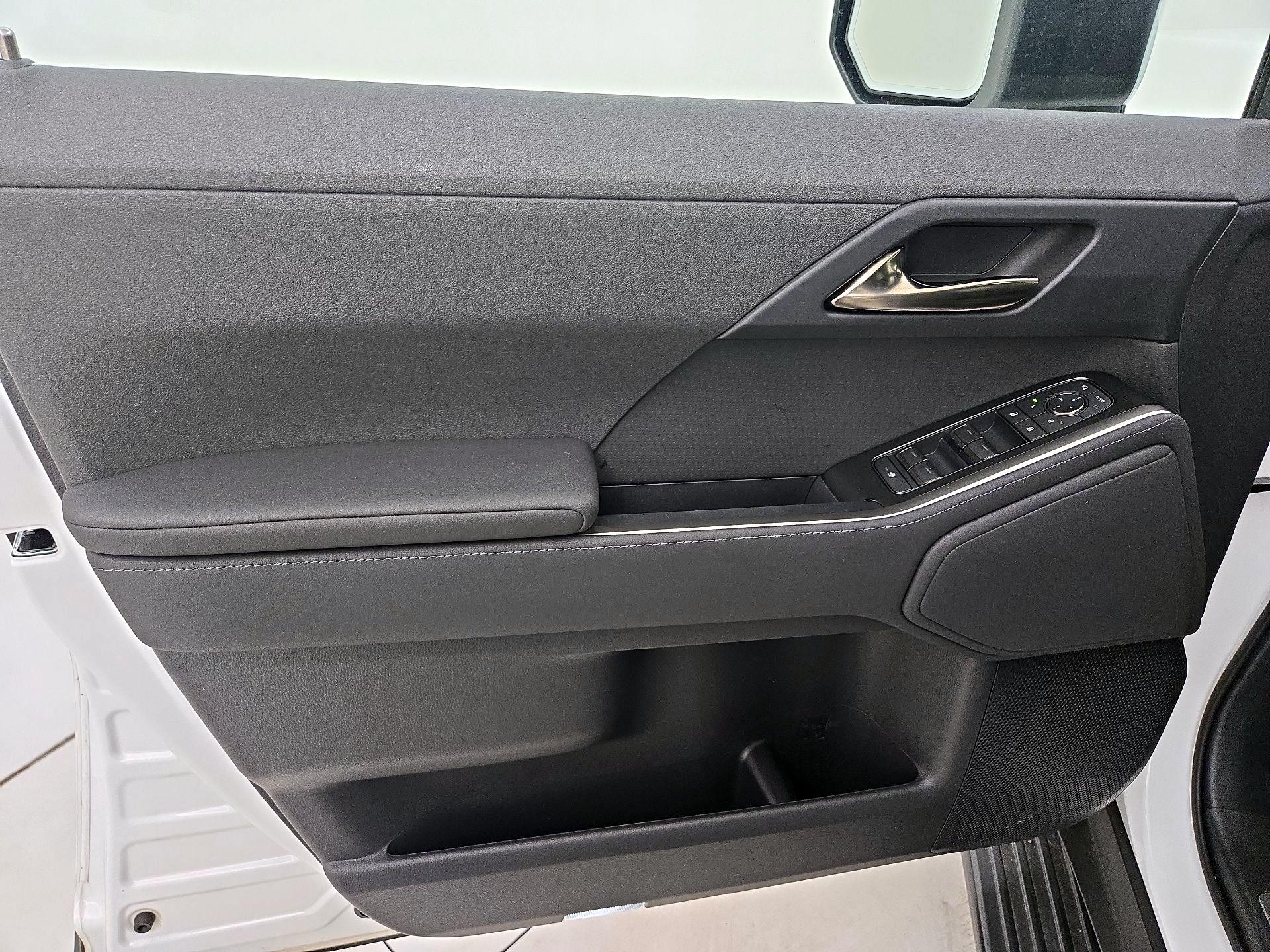 Thumbnail: 2025 Lexus GX - 12