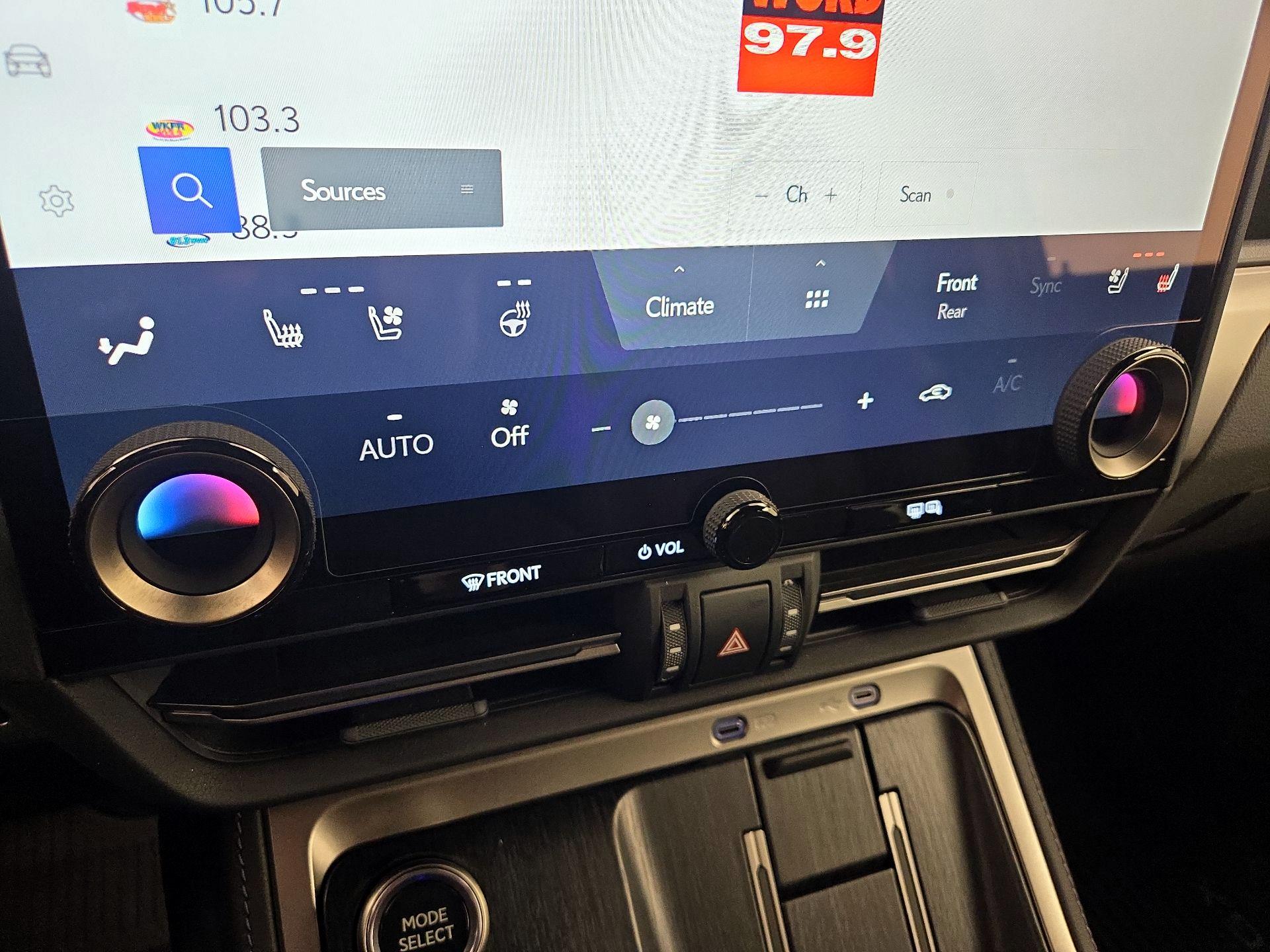 Thumbnail: 2025 Lexus GX - 16