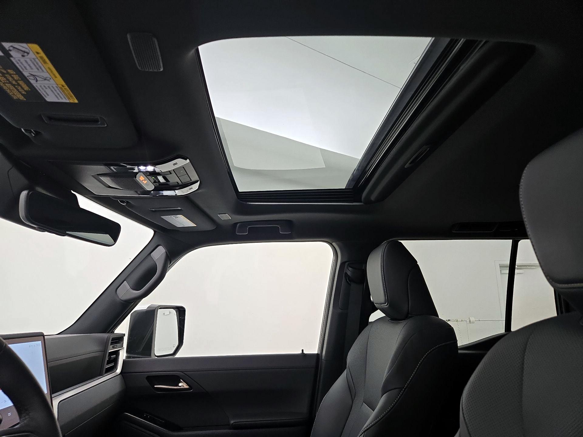 Thumbnail: 2025 Lexus GX - 19