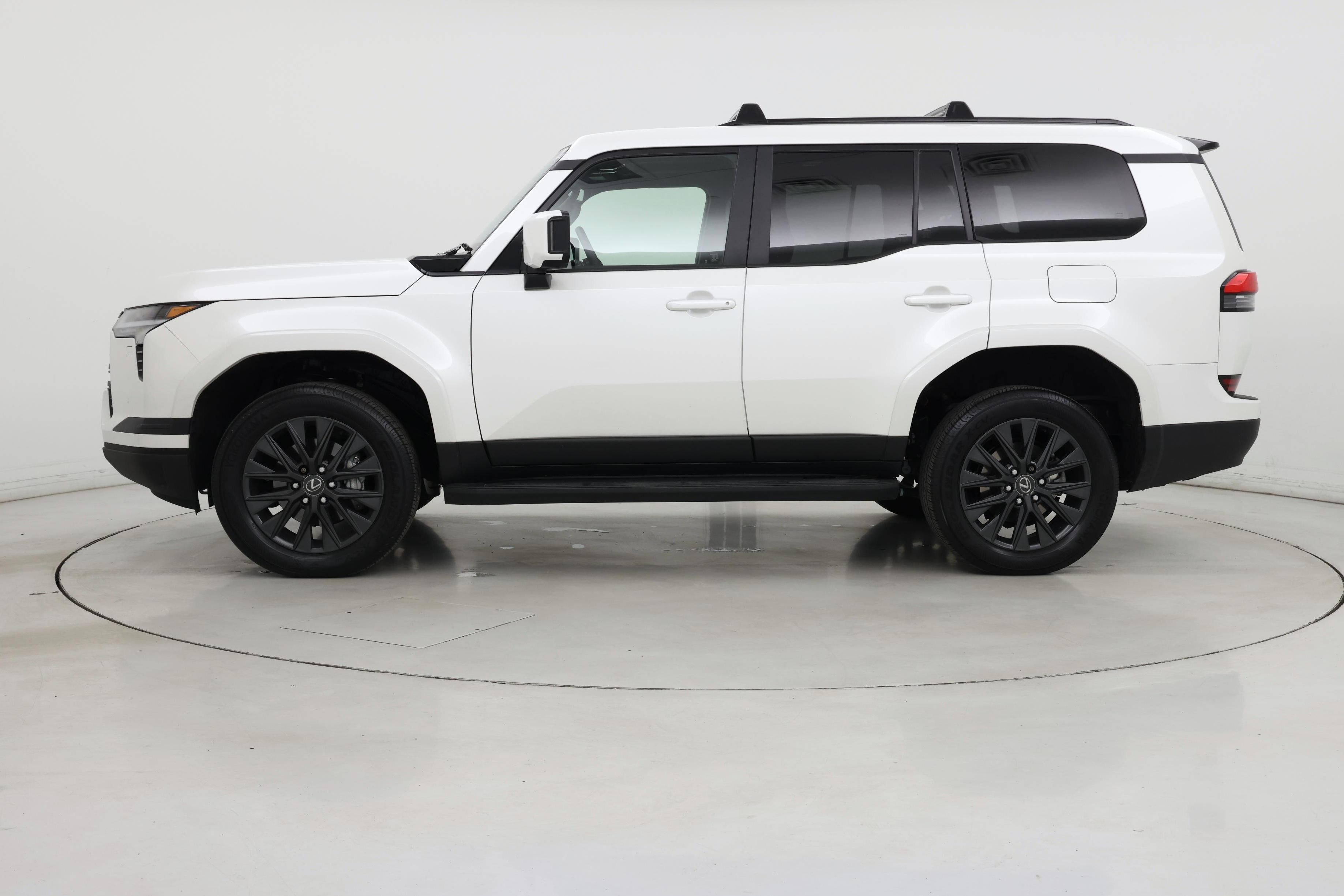 Thumbnail: 2025 Lexus GX - 3