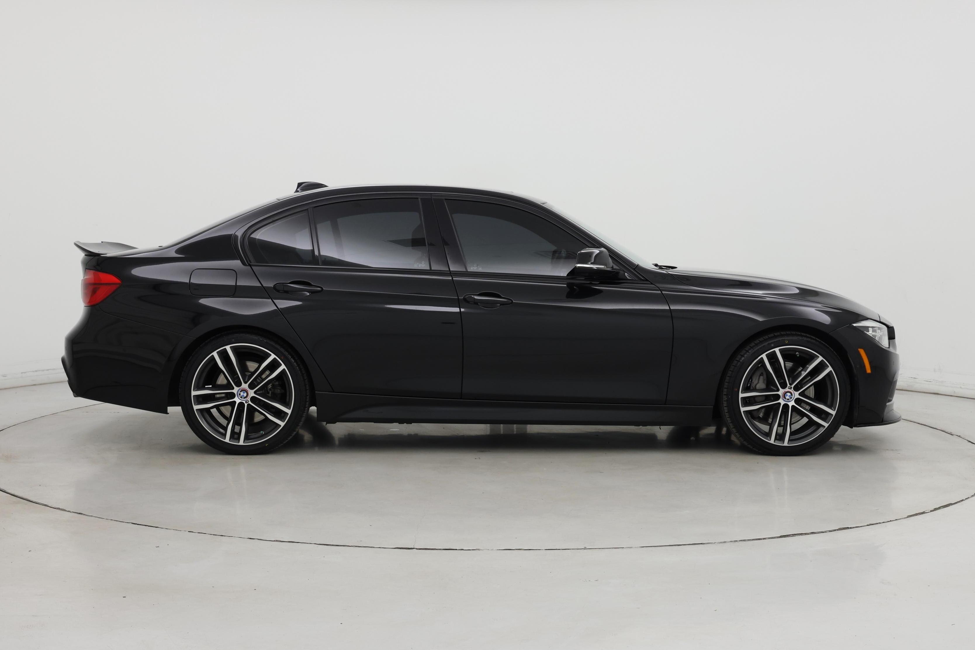 Thumbnail: 2018 BMW 3 Series - 7