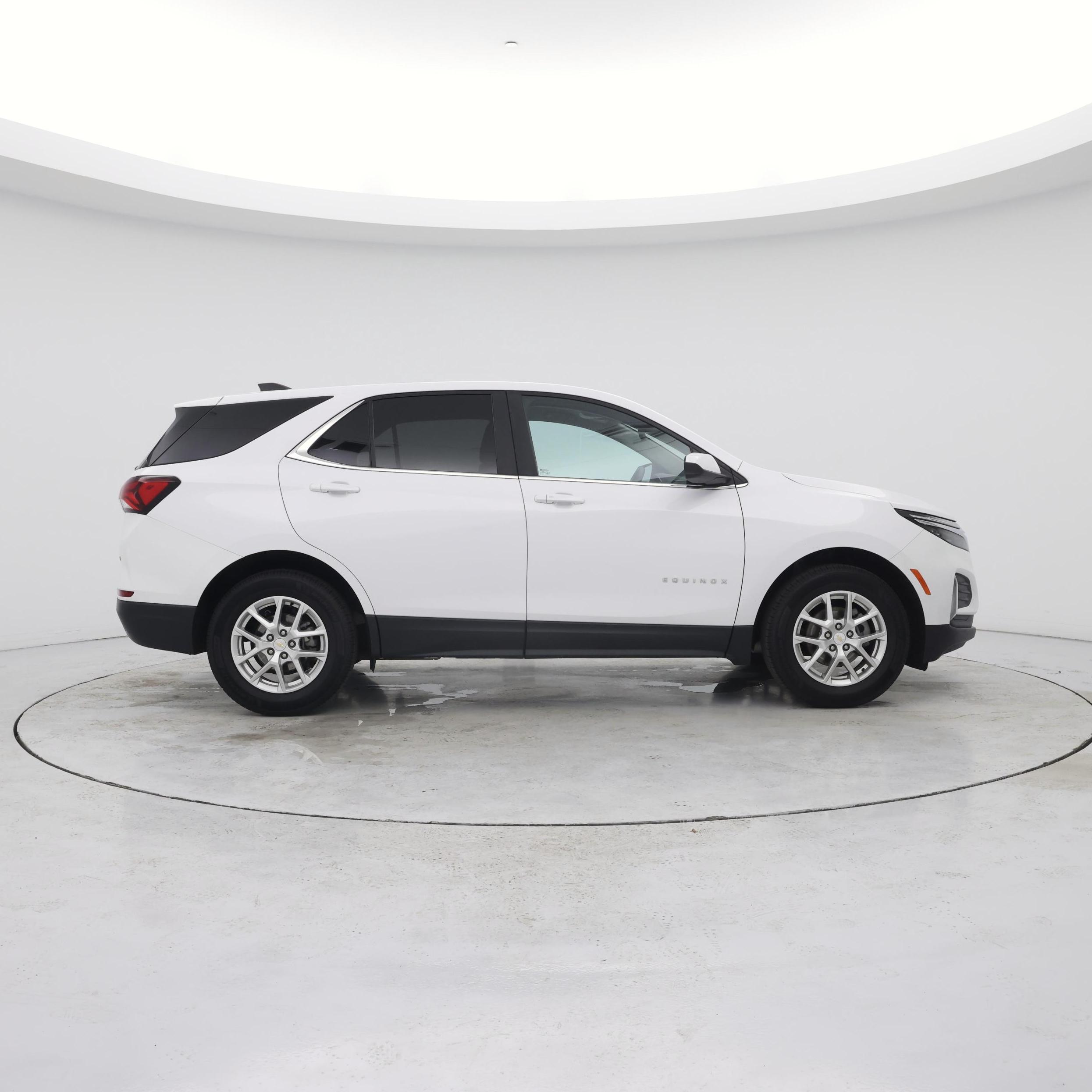 Thumbnail: 2022 Chevrolet Equinox - 7