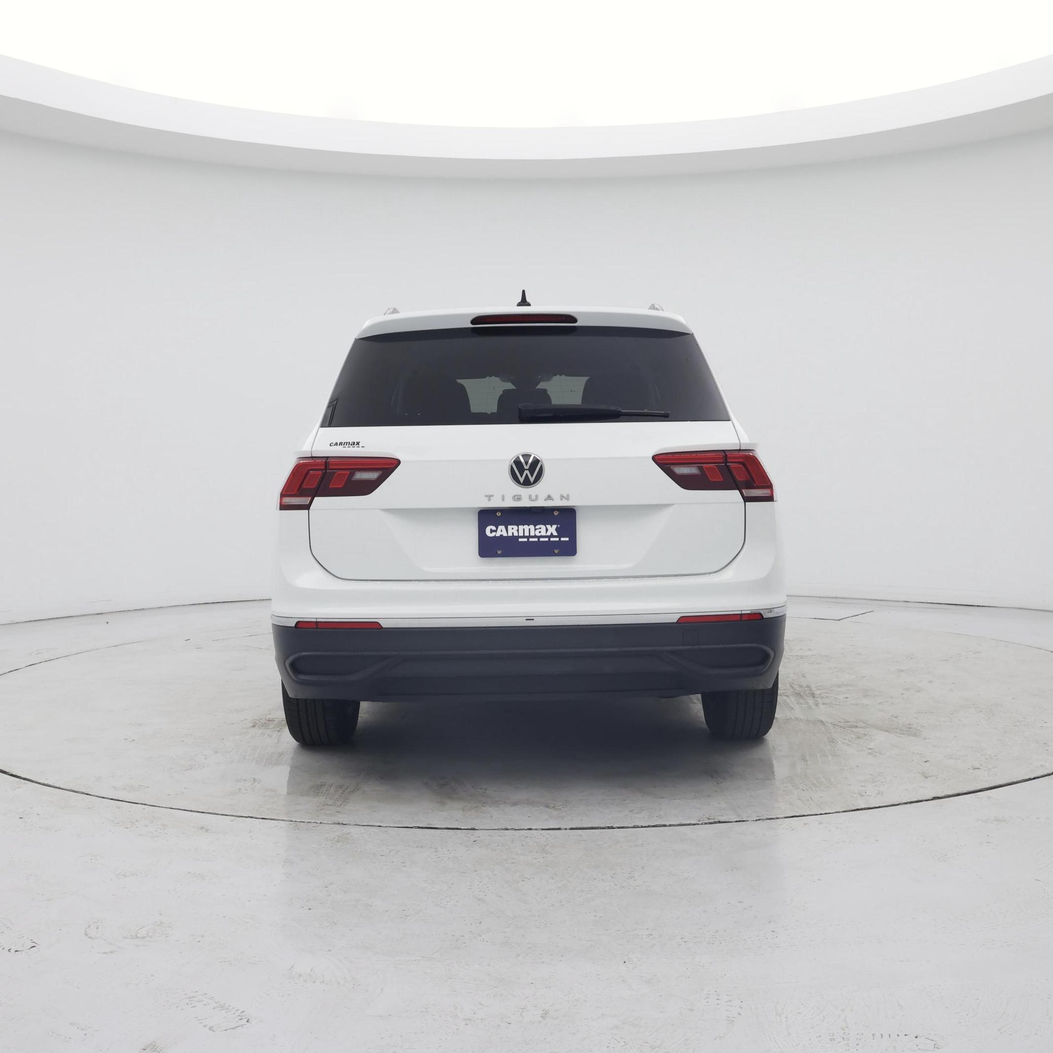 Thumbnail: 2024 Volkswagen Tiguan - 6