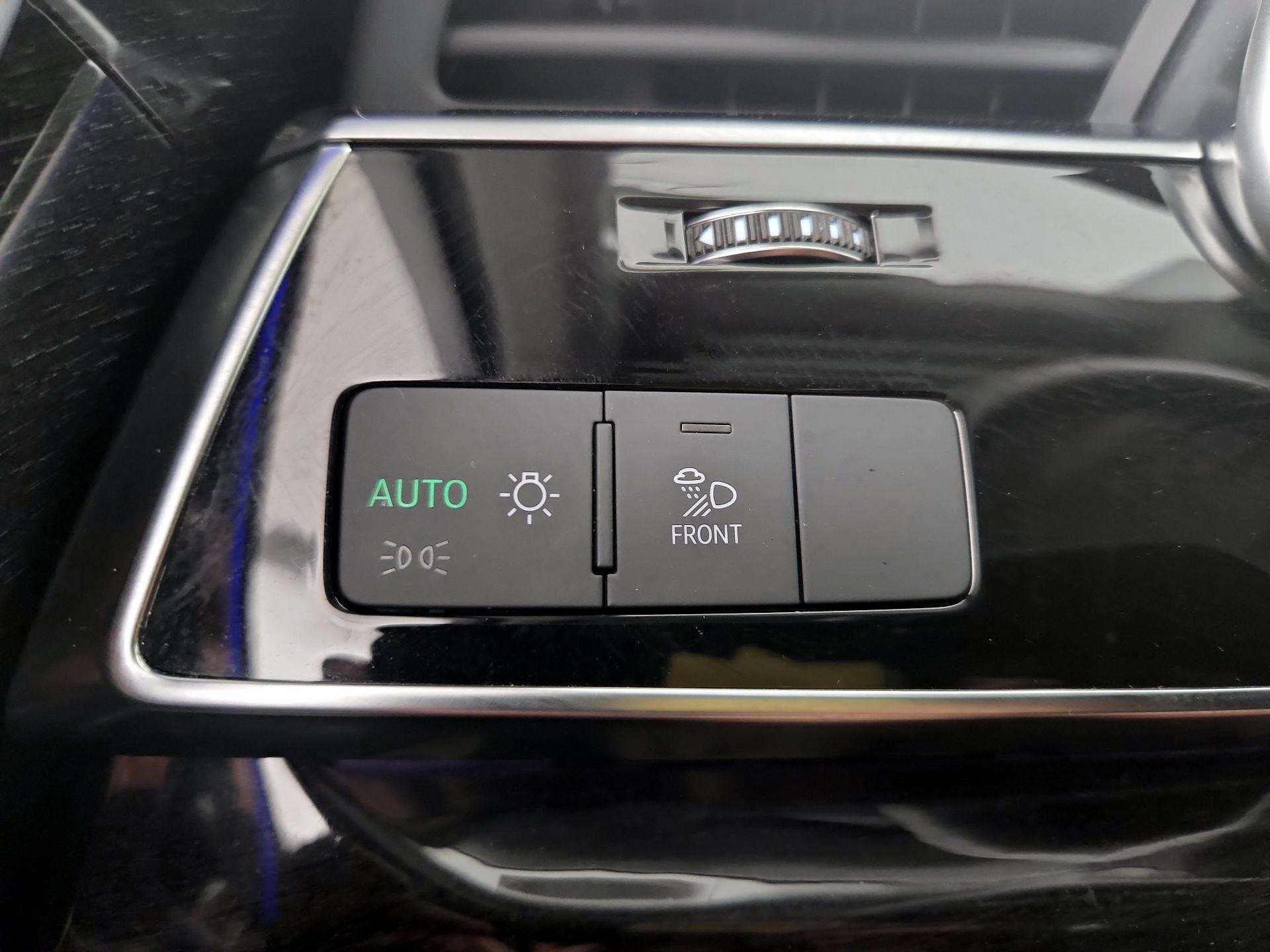 Thumbnail: 2022 Audi Q7 - 13
