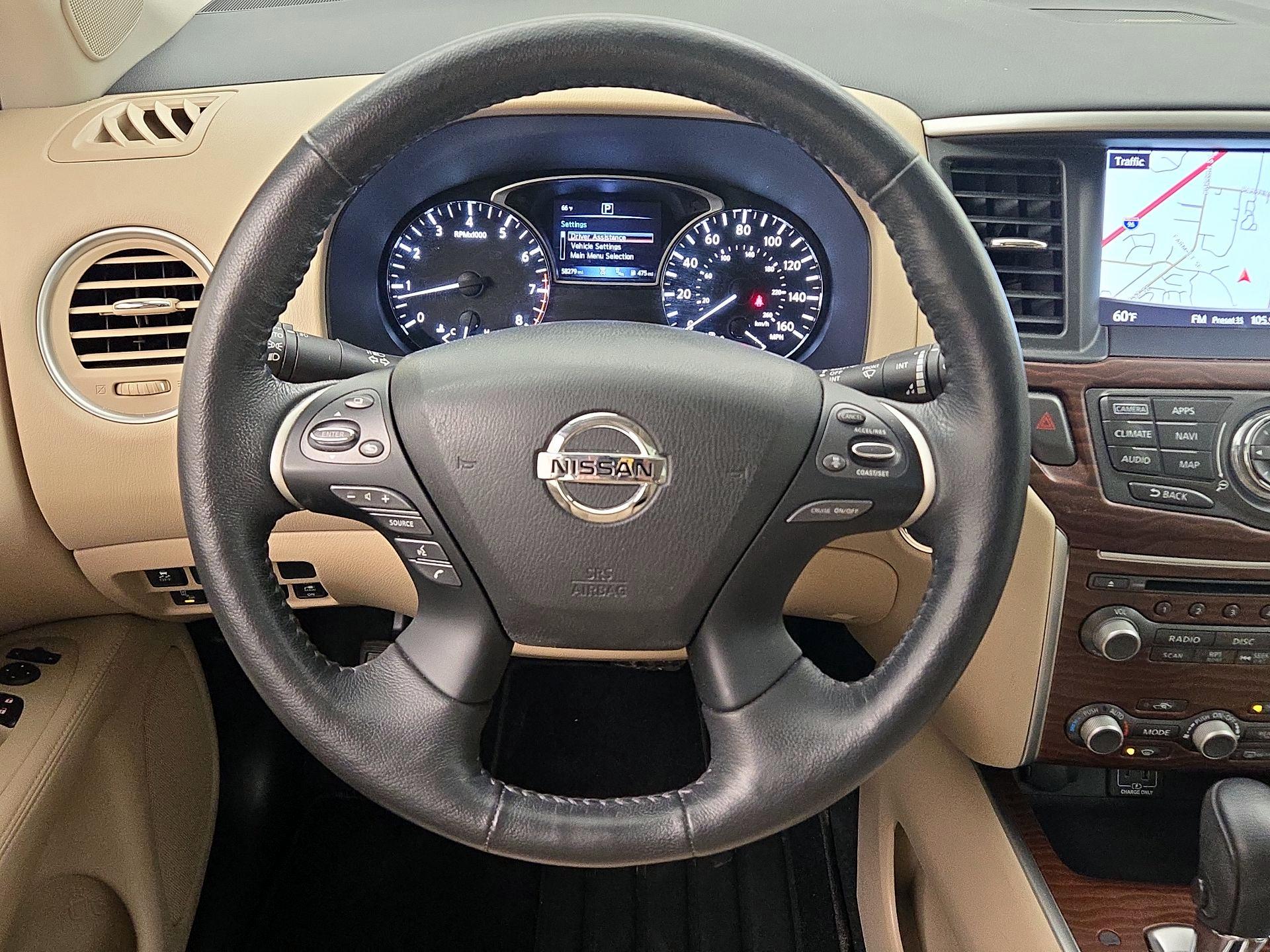 Thumbnail: 2020 Nissan Pathfinder - 10