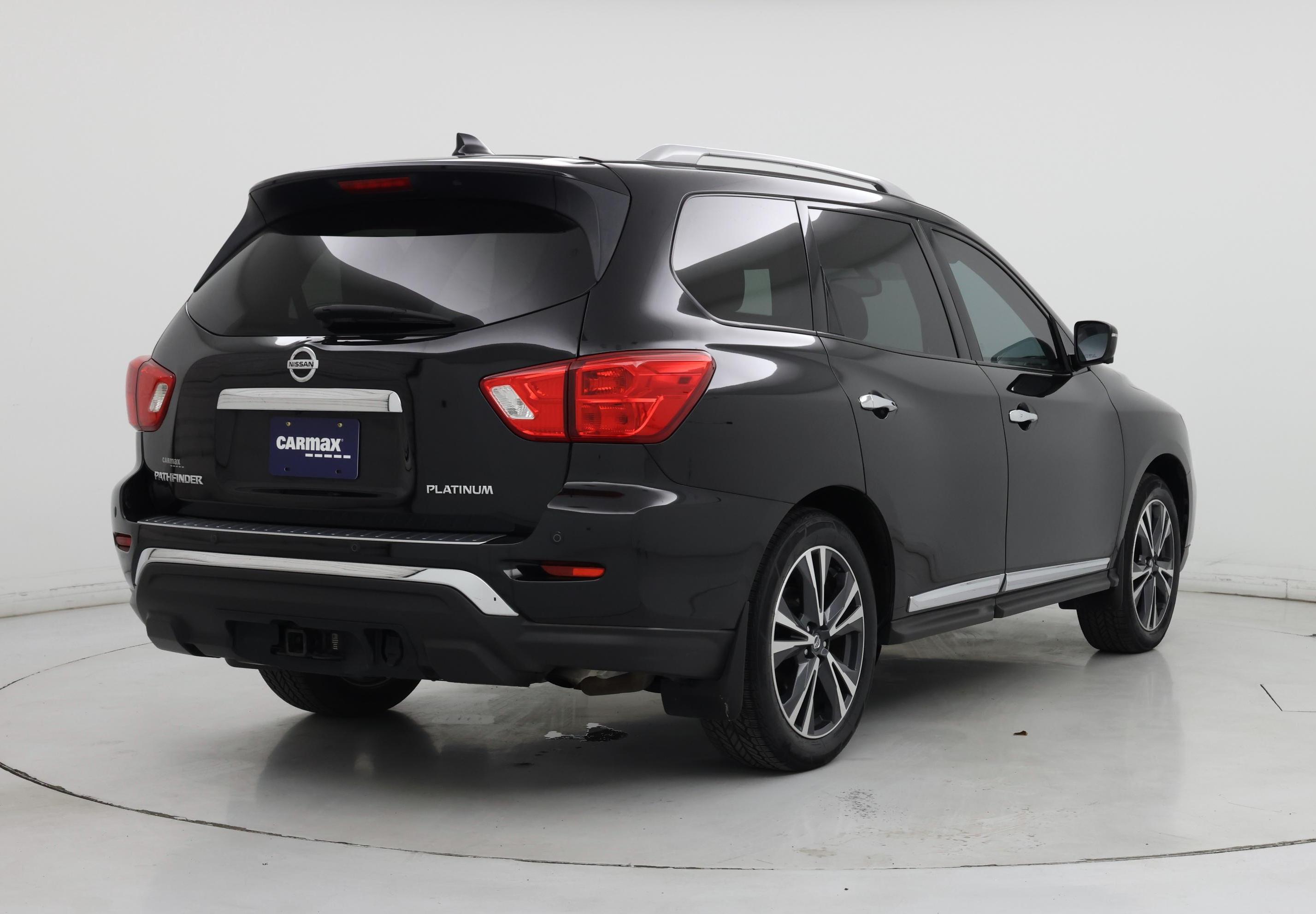 Thumbnail: 2020 Nissan Pathfinder - 8