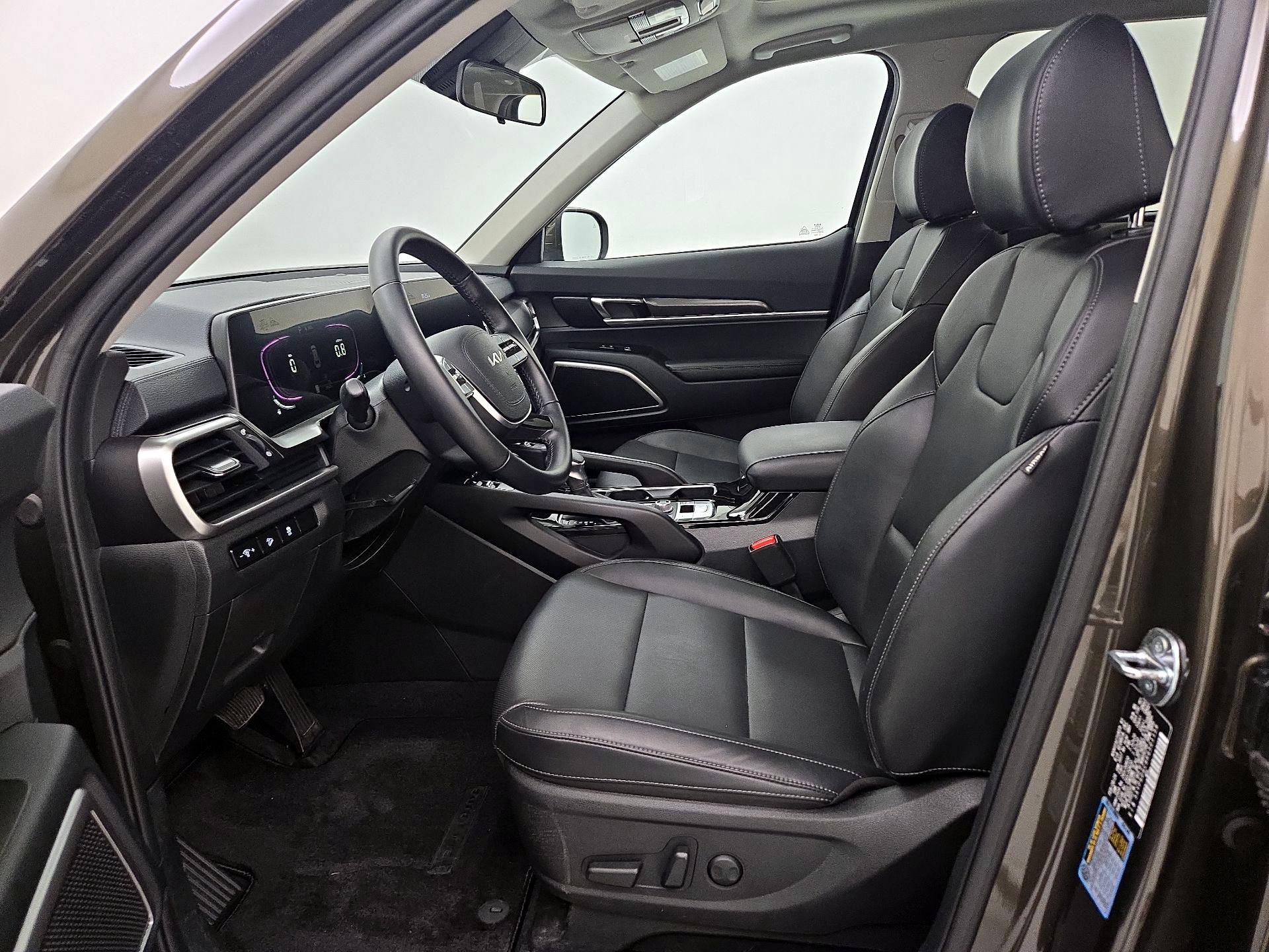 Thumbnail: 2024 Kia Telluride - 11
