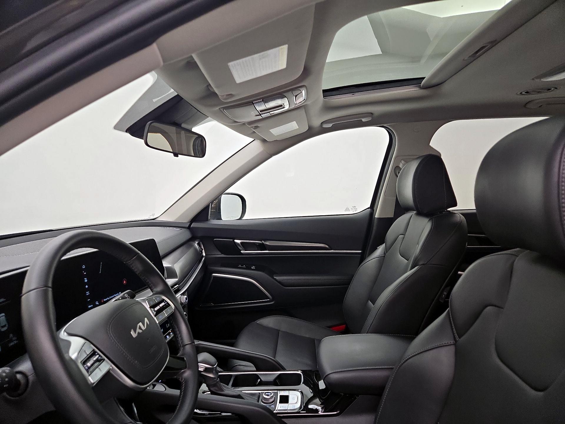 Thumbnail: 2024 Kia Telluride - 20