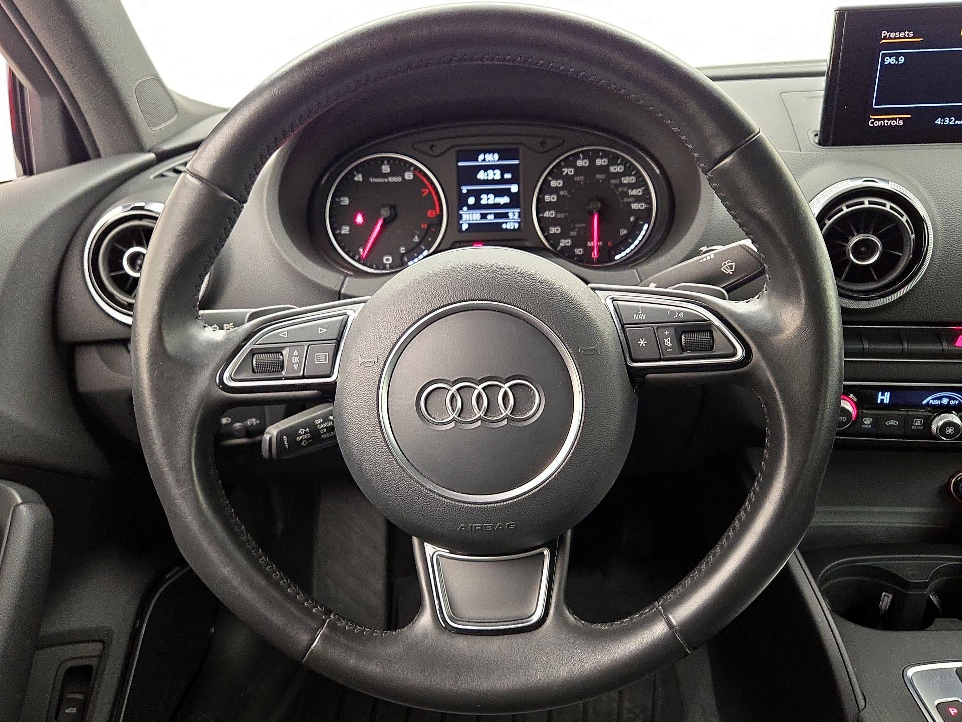 Thumbnail: 2015 Audi A3 - 10