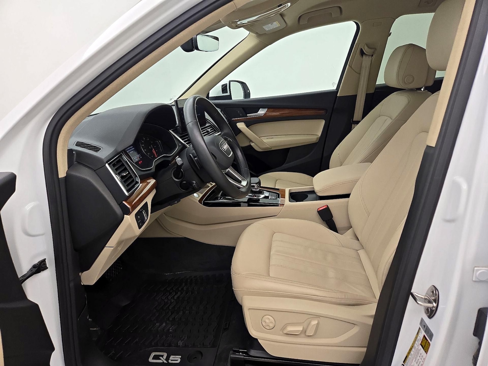 2023 Audi Q5 Premium - Photo 12