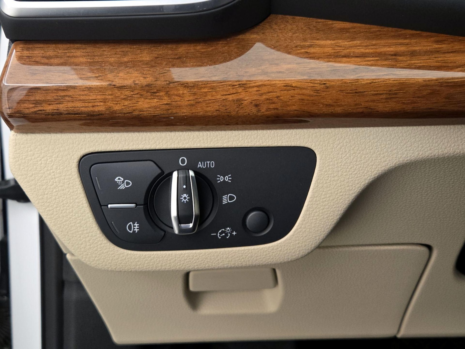 2023 Audi Q5 Premium - Photo 14