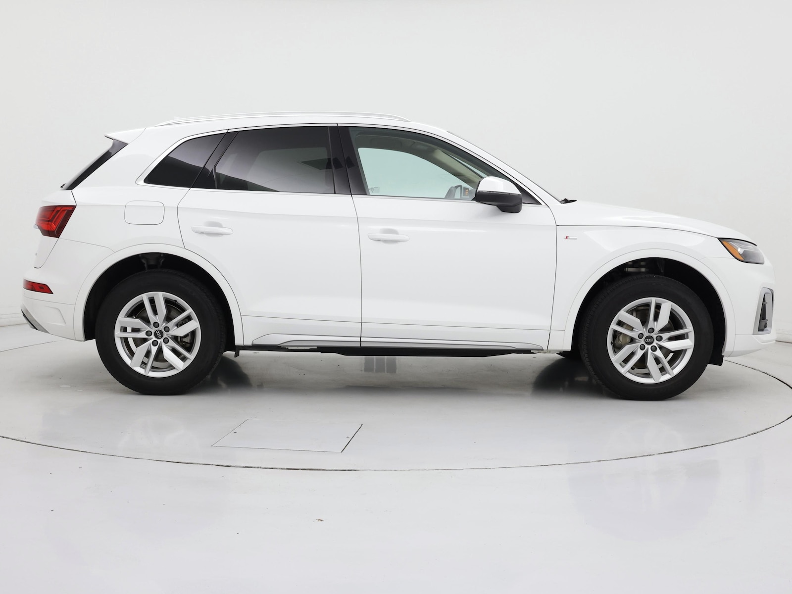 2023 Audi Q5 Premium - Photo 8