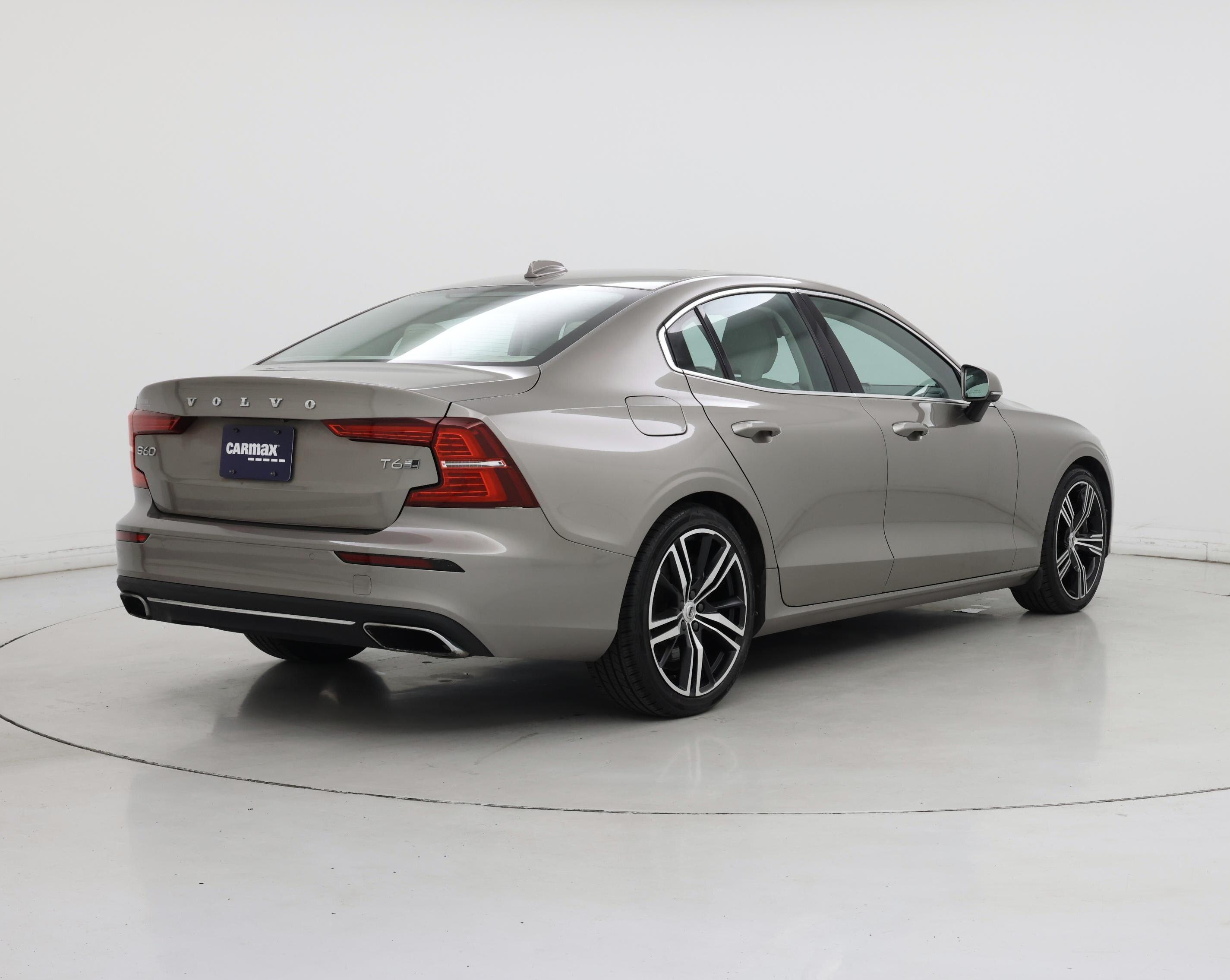 Thumbnail: 2019 Volvo S60 - 8
