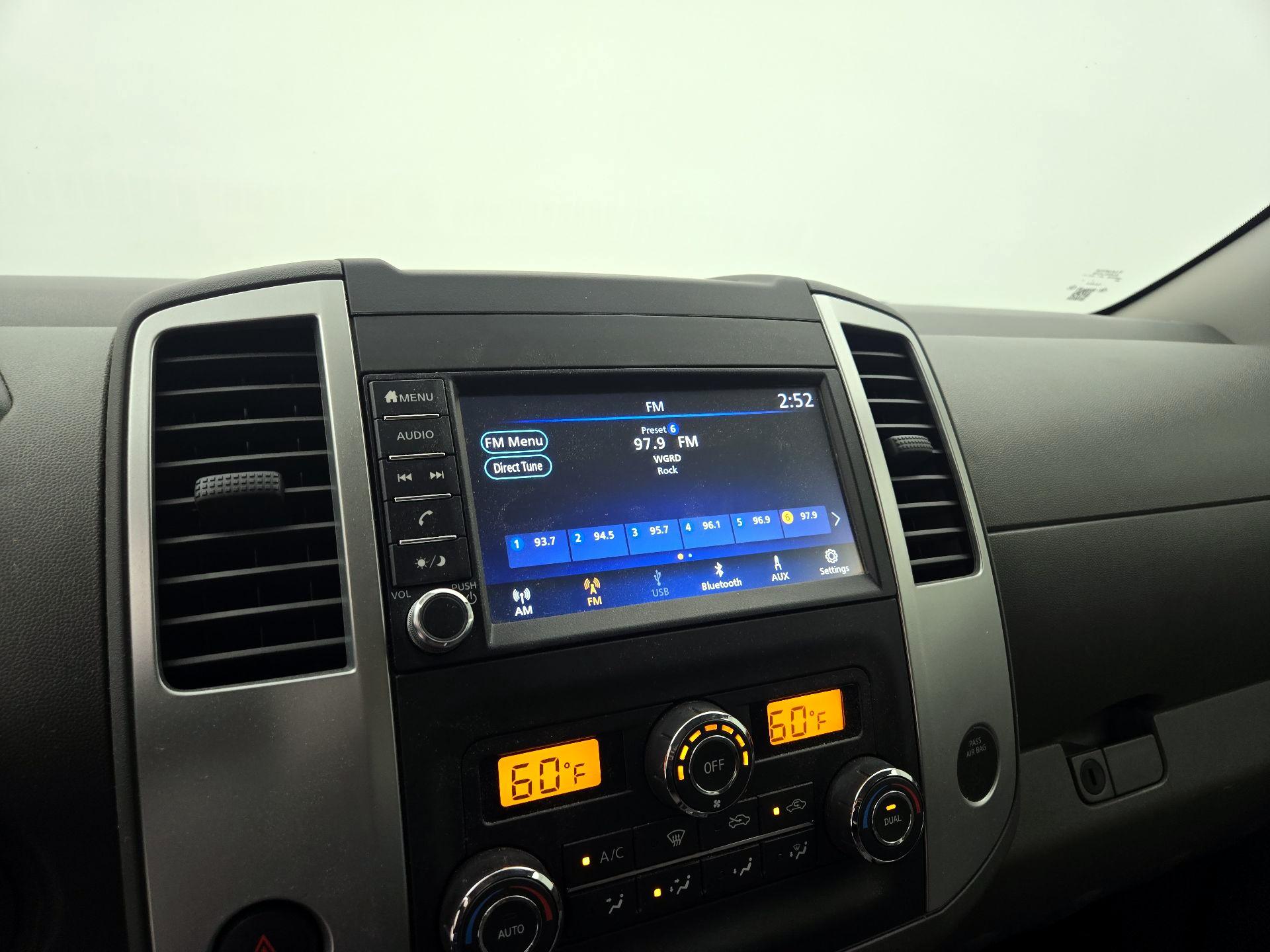 Thumbnail: 2020 Nissan Frontier - 15