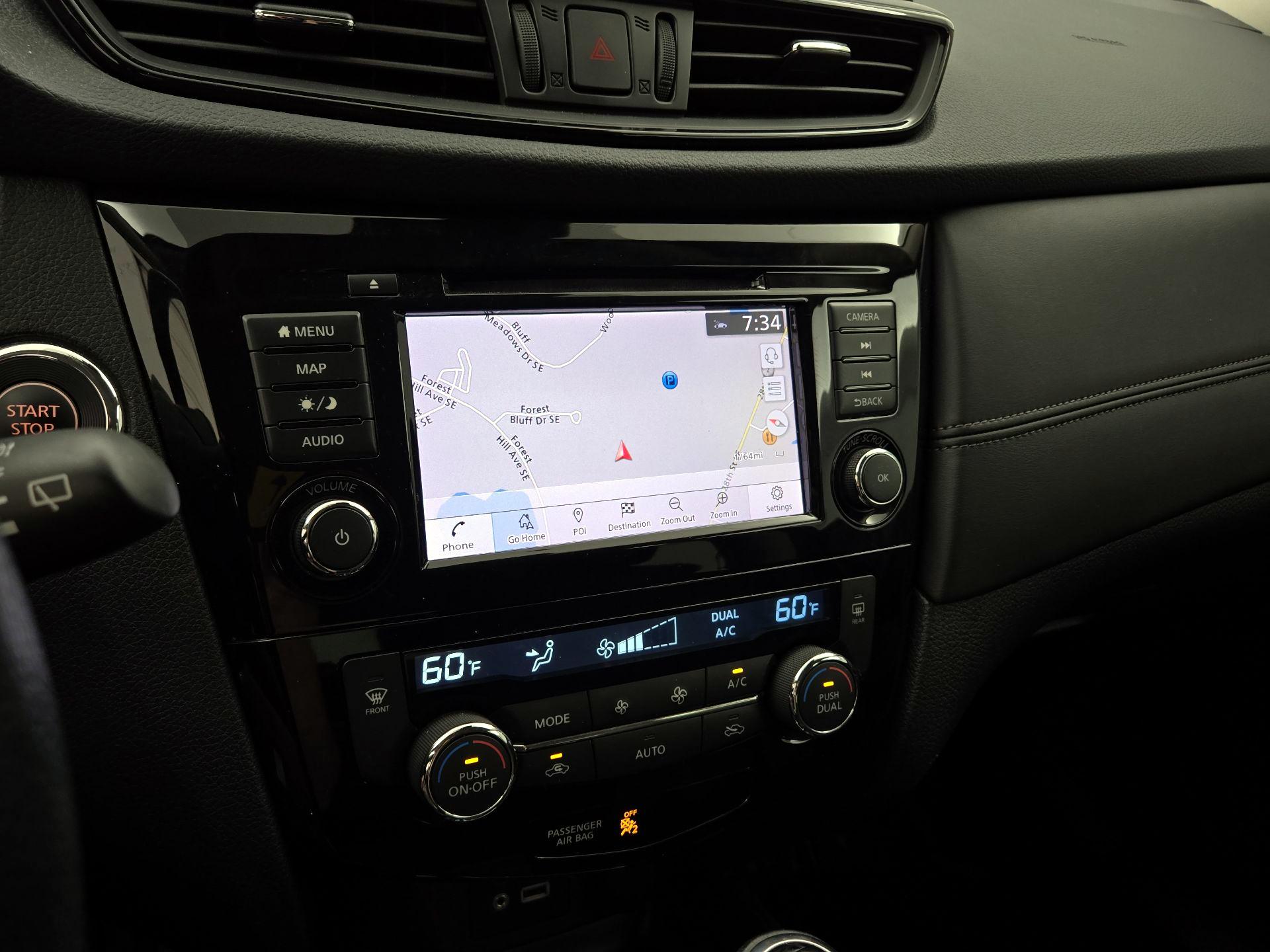 Thumbnail: 2019 Nissan Rogue - 14
