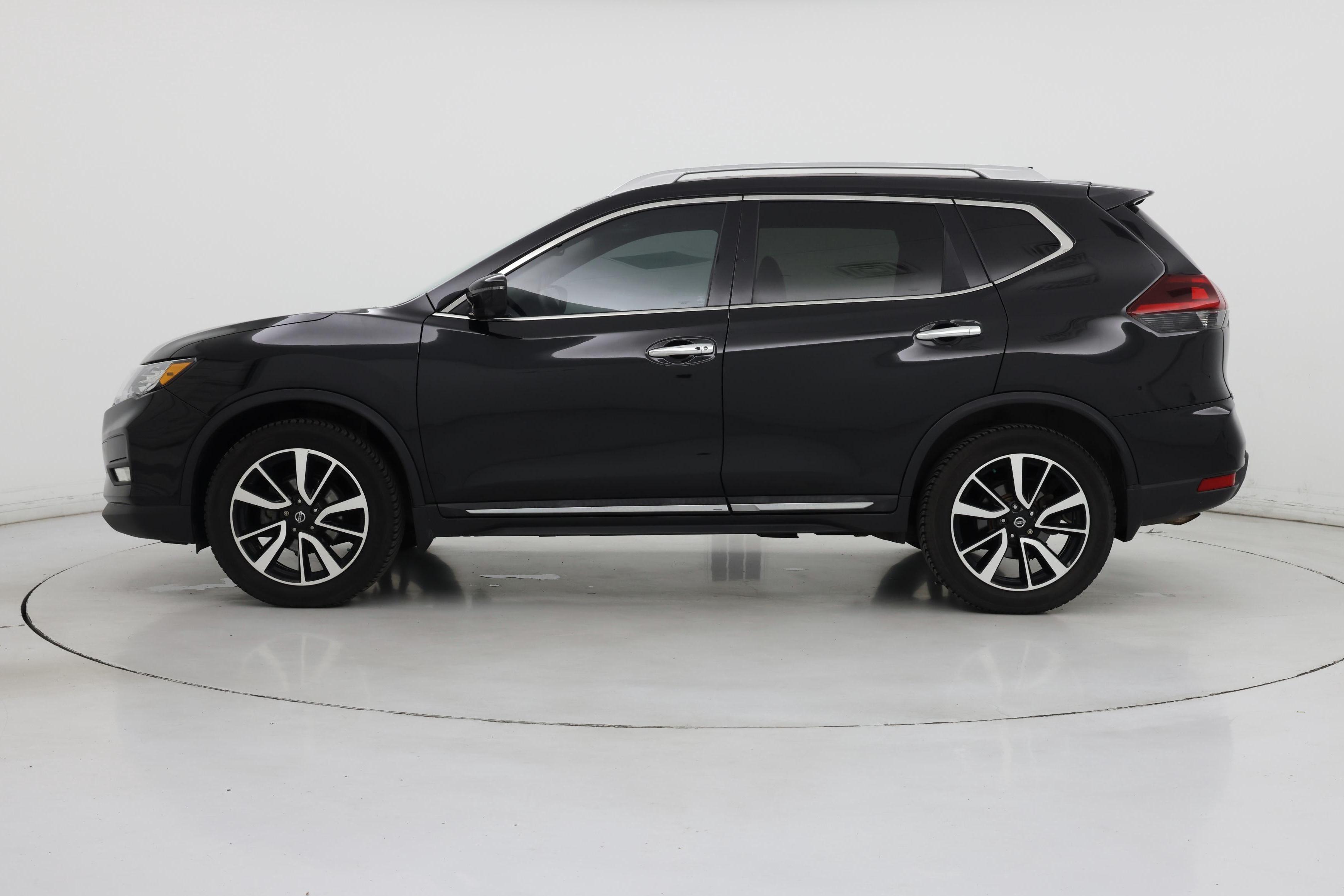 Thumbnail: 2019 Nissan Rogue - 3