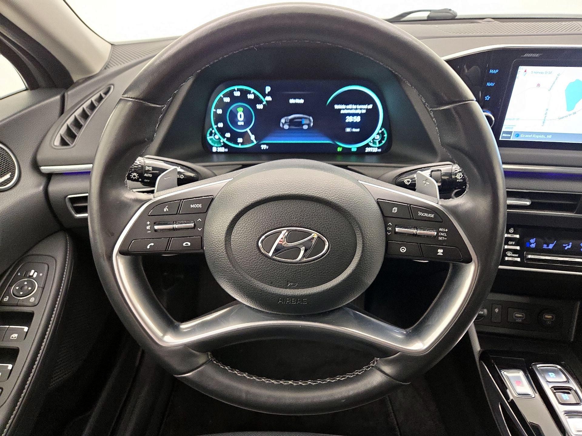Thumbnail: 2022 Hyundai Sonata - 10