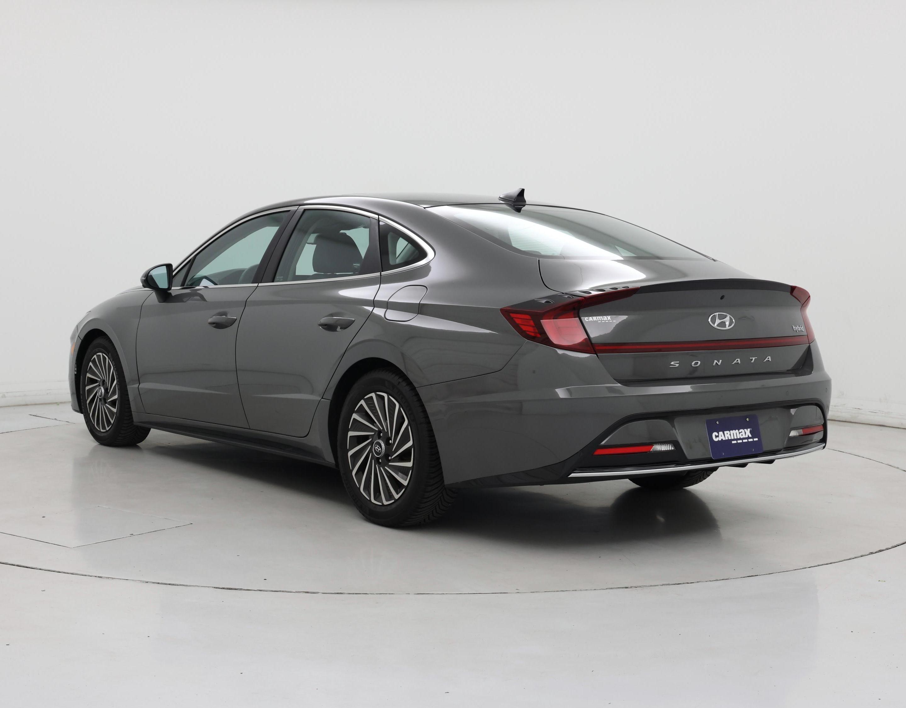 Thumbnail: 2022 Hyundai Sonata - 2