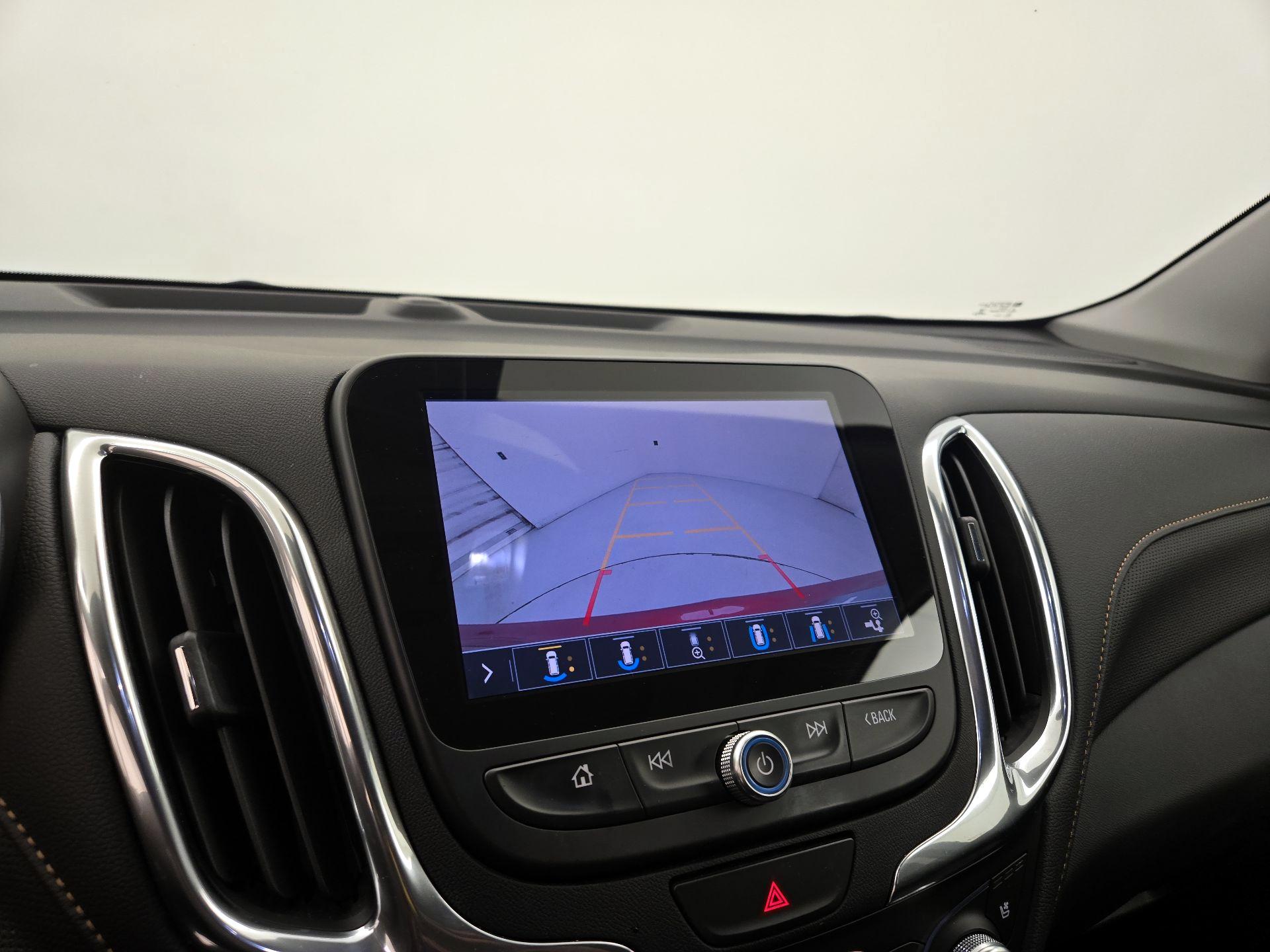 Thumbnail: 2019 Chevrolet Equinox - 14