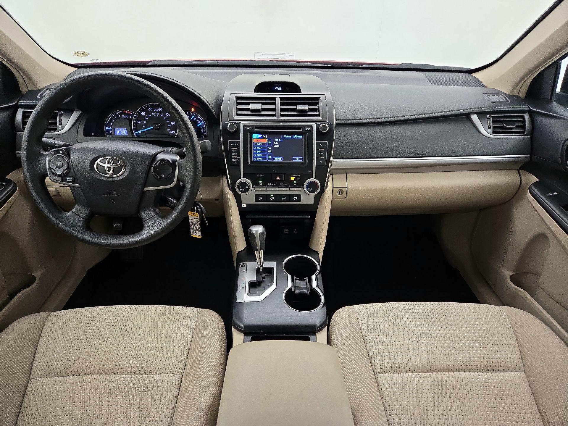 Thumbnail: 2014 Toyota Camry - 9