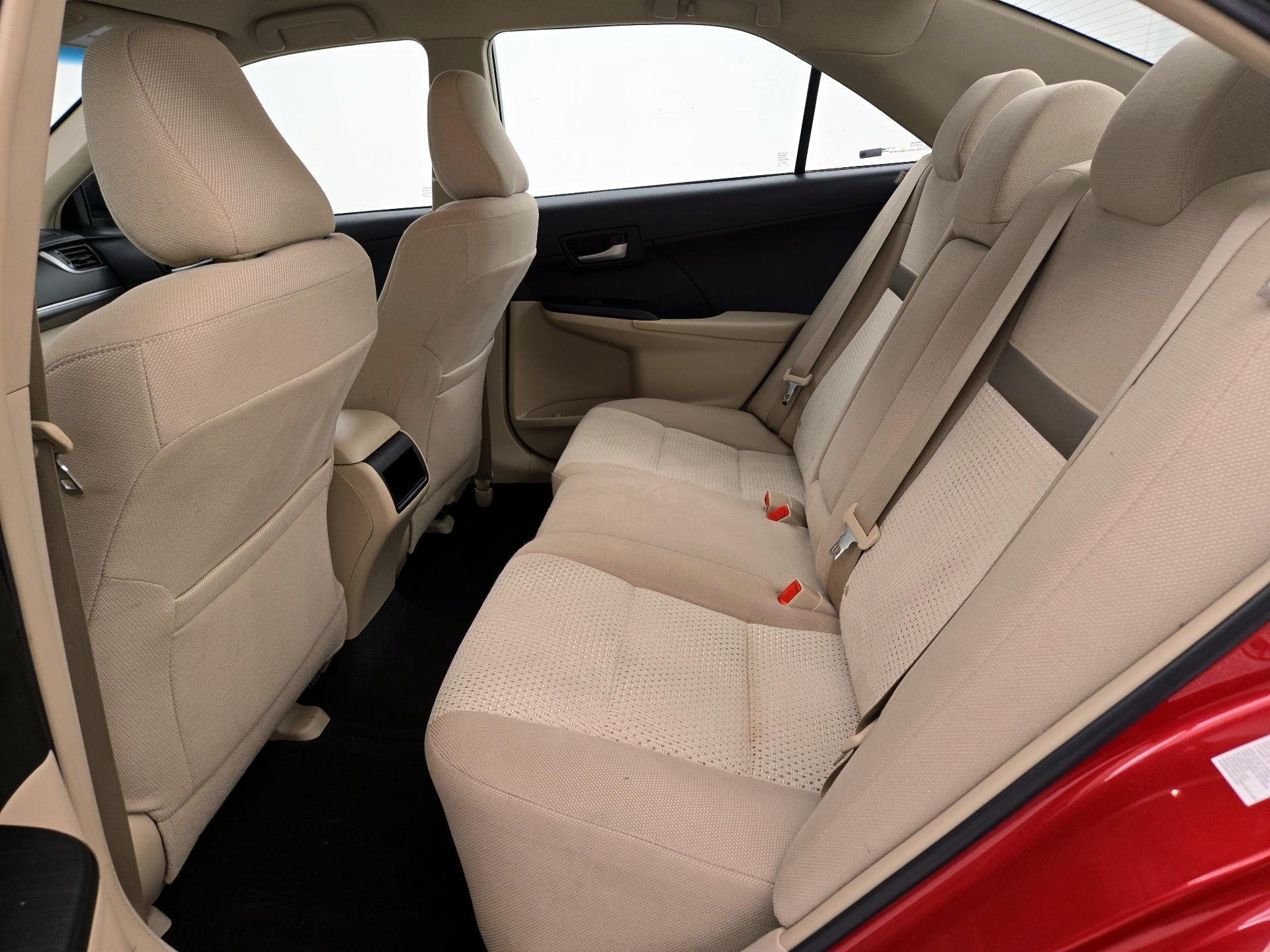 Thumbnail: 2014 Toyota Camry - 18