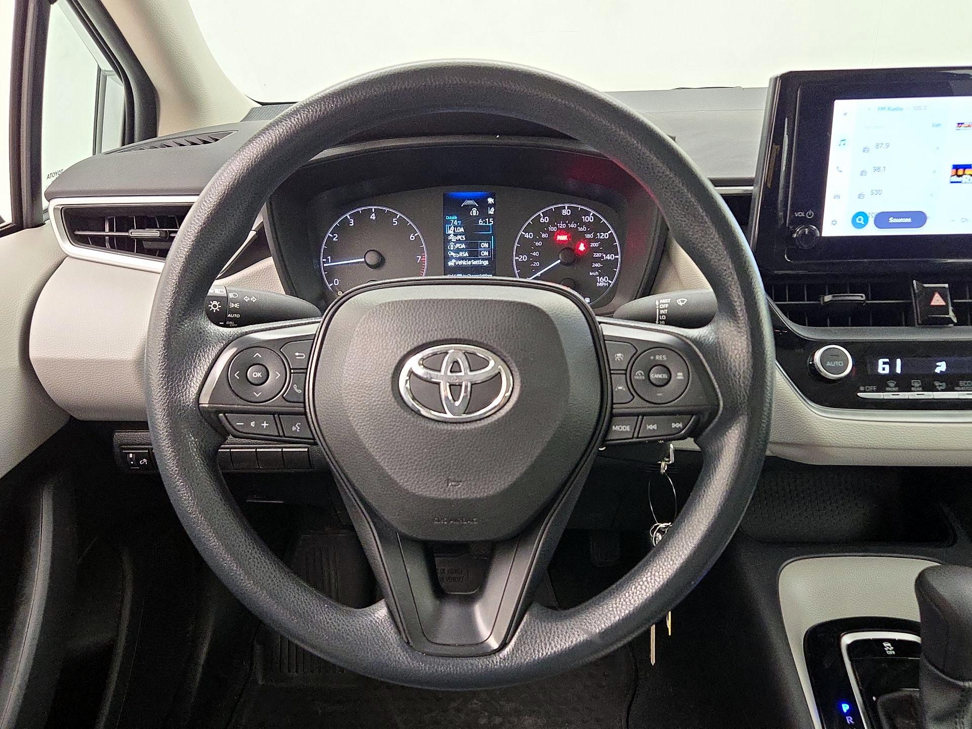 Thumbnail: 2023 Toyota Corolla - 10
