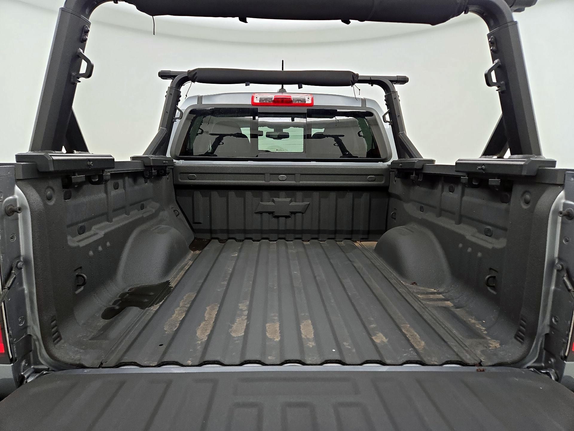 Thumbnail: 2022 Chevrolet Colorado - 20