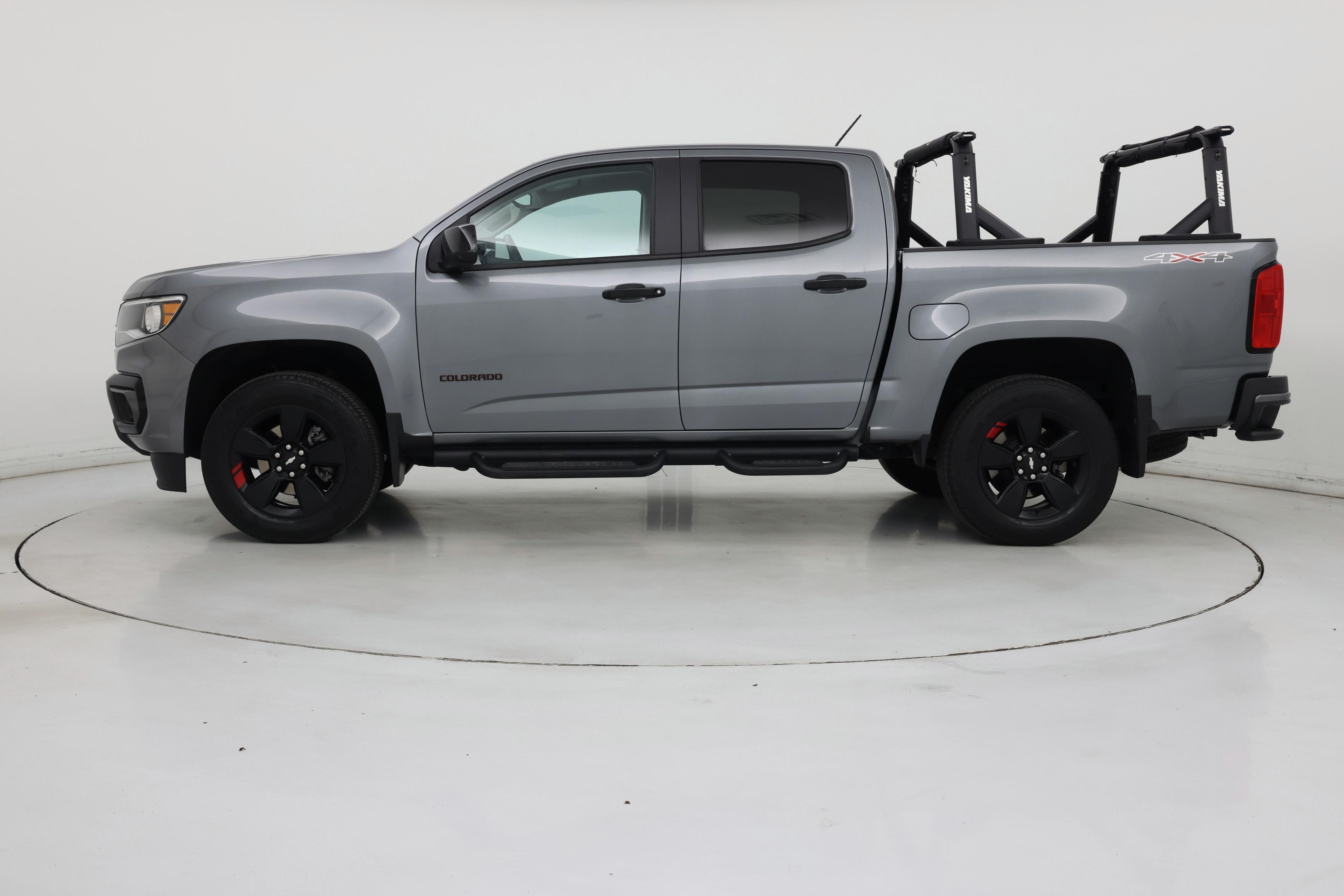 Thumbnail: 2022 Chevrolet Colorado - 3
