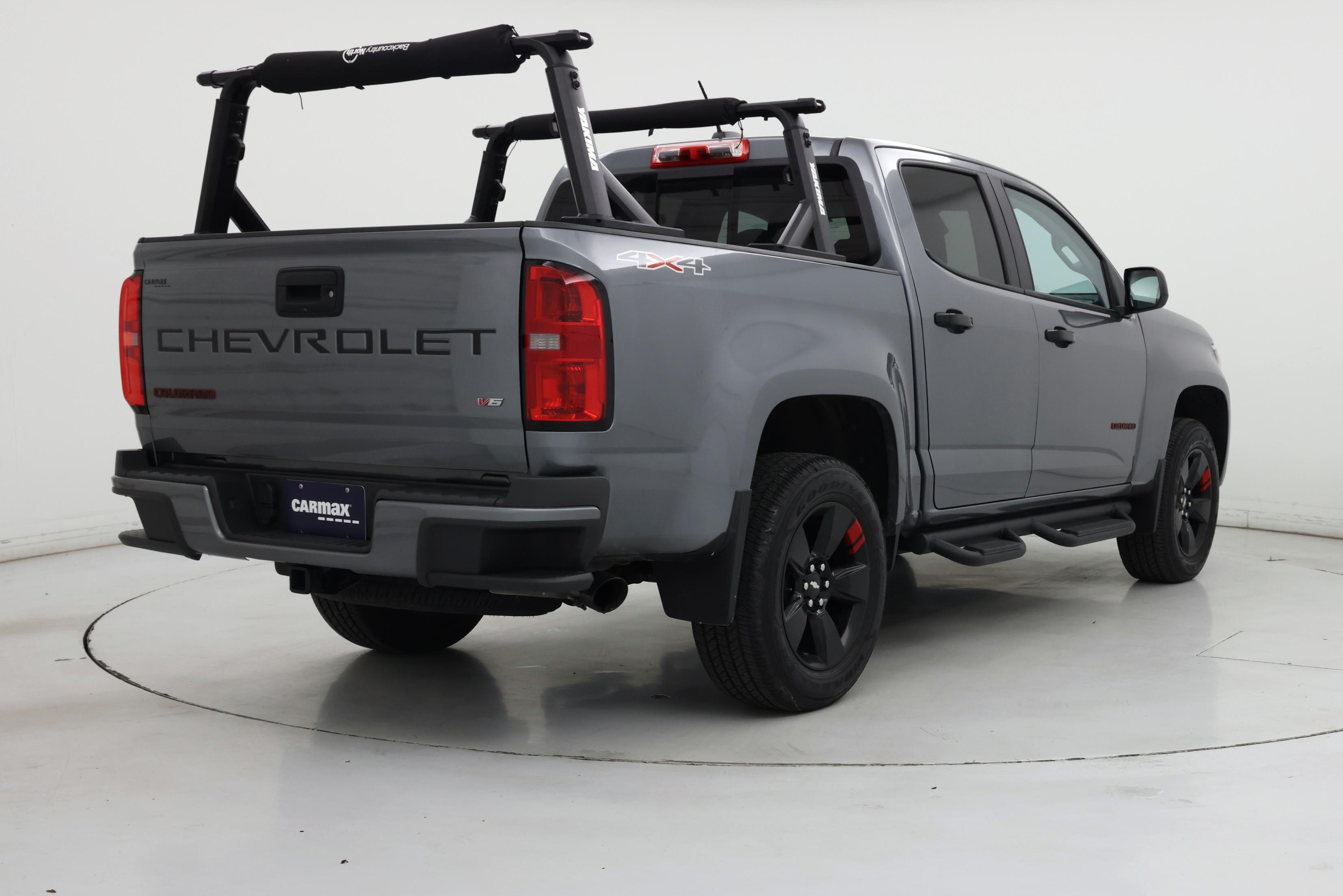 Thumbnail: 2022 Chevrolet Colorado - 8