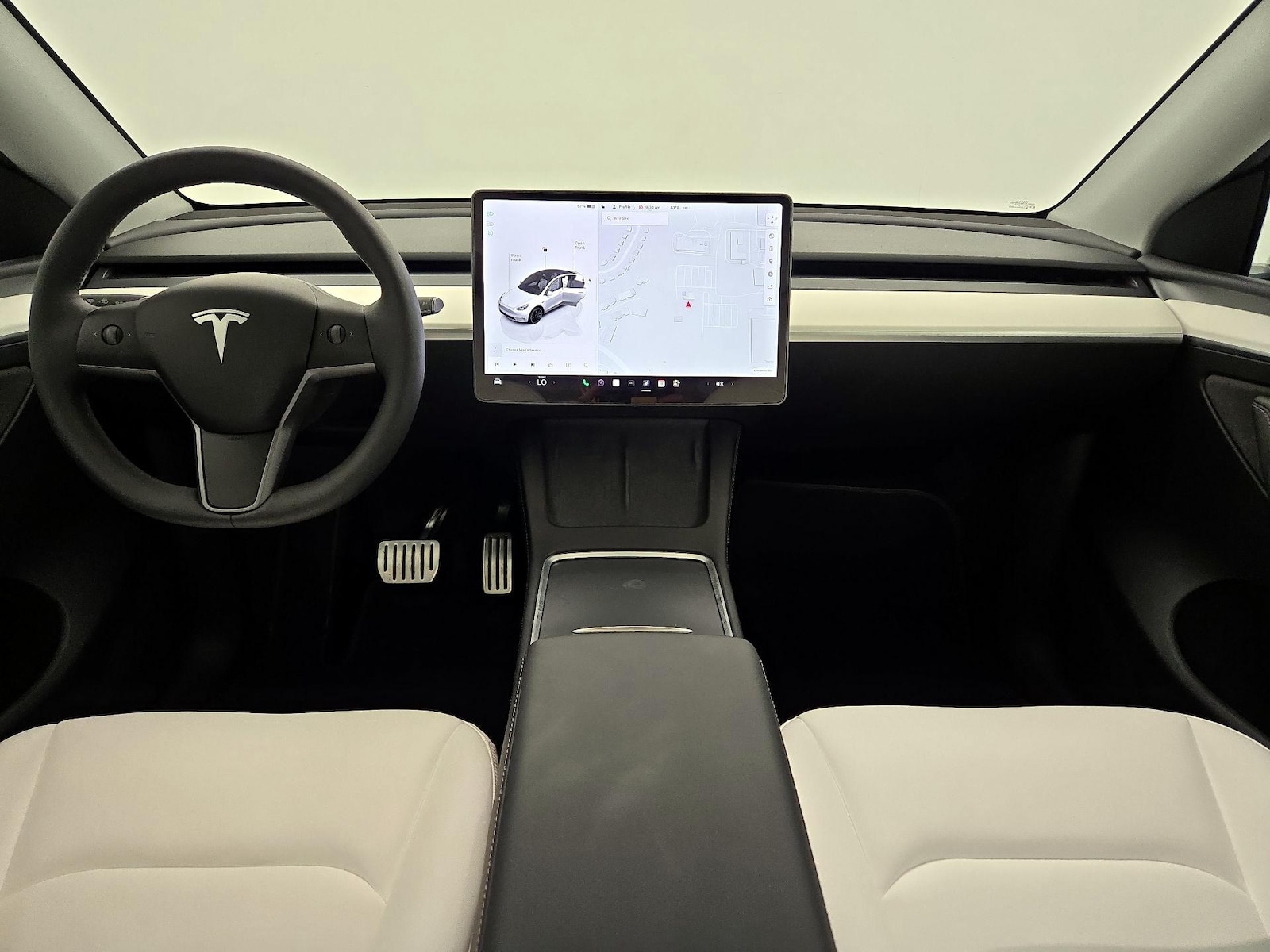 2025 Tesla Model Y Performance - Photo 10