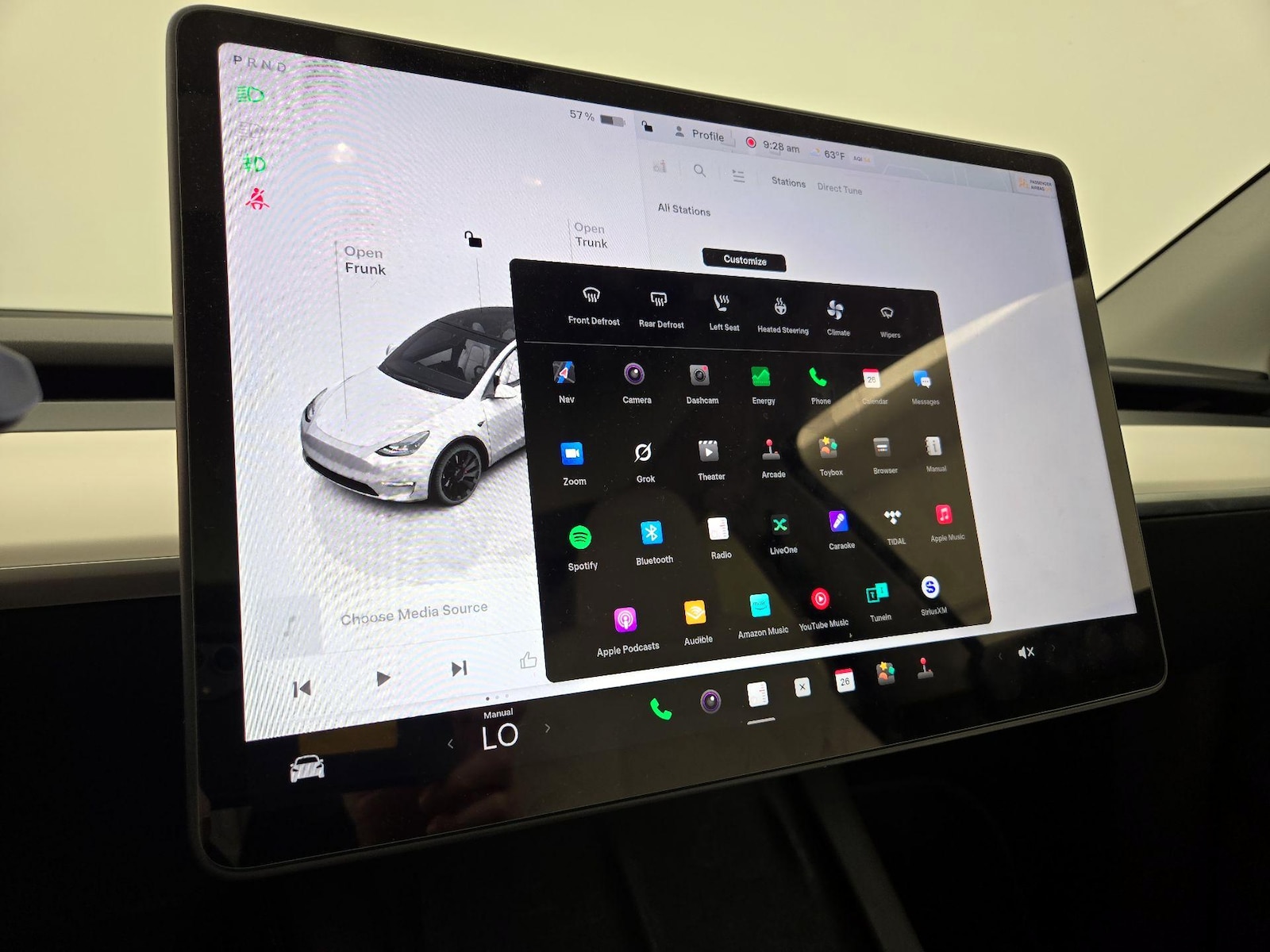 2025 Tesla Model Y Performance - Photo 17
