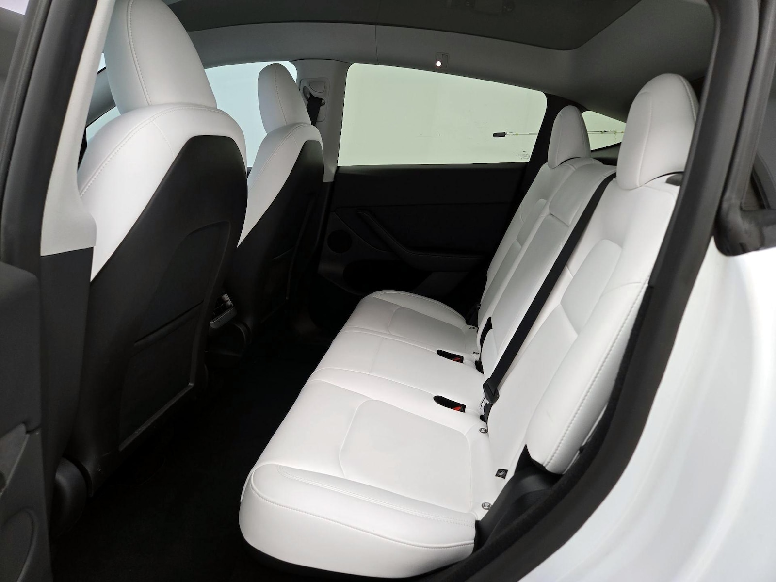 2025 Tesla Model Y Performance - Photo 22