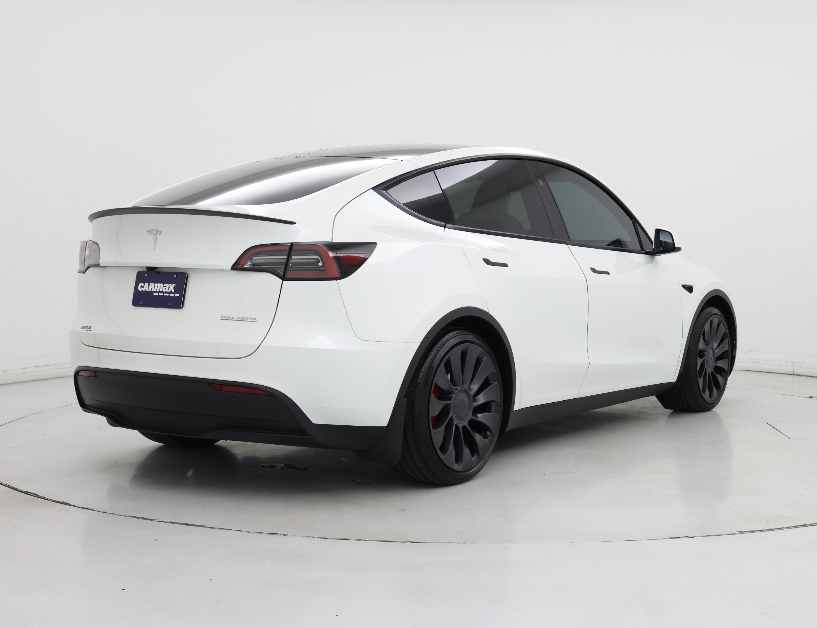 Thumbnail: 2025 Tesla Model Y - 8