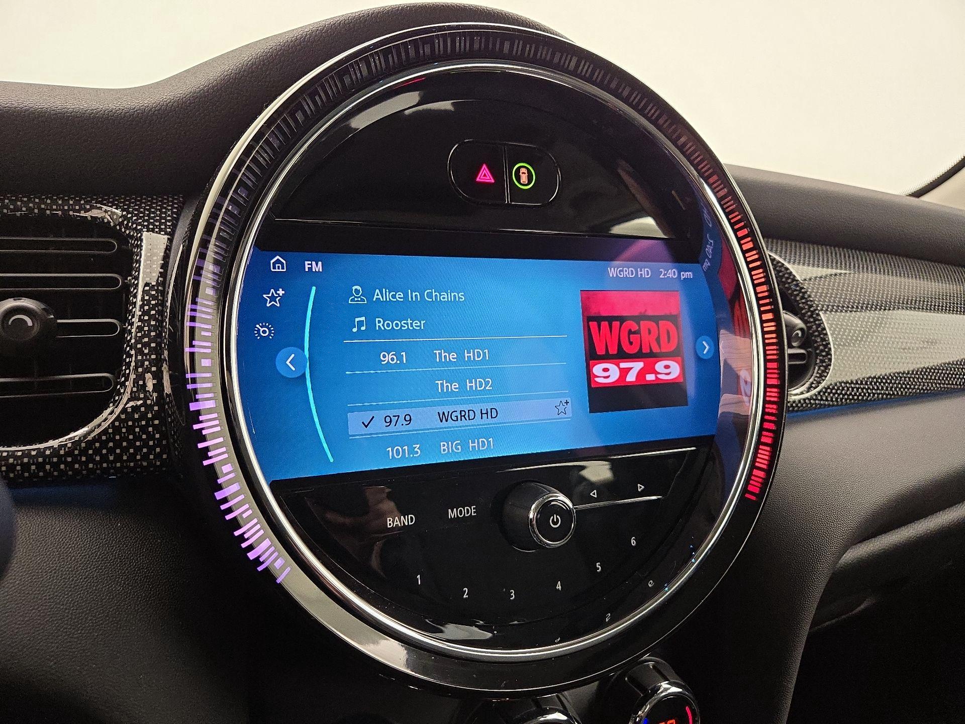 Thumbnail: 2022 MINI Cooper Hardtop - 15
